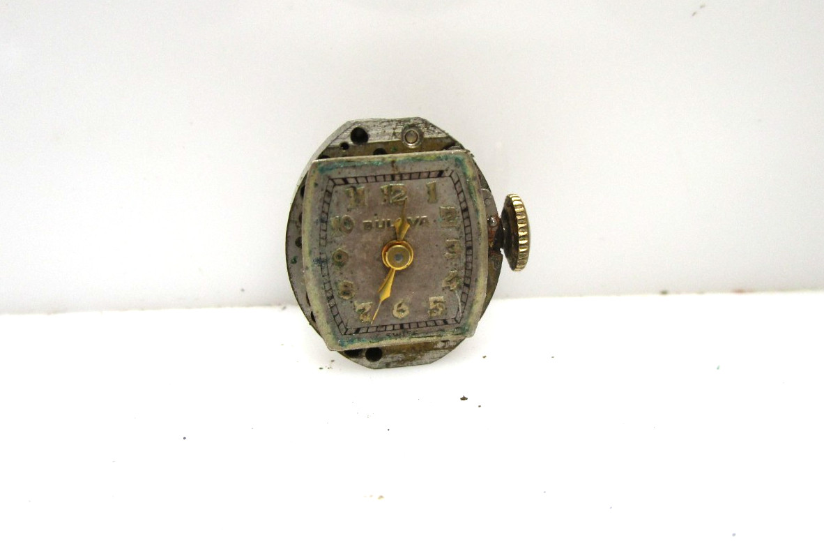 Vintage Bulova Lady Manual 17J 383903 Watch for Parts Not Working