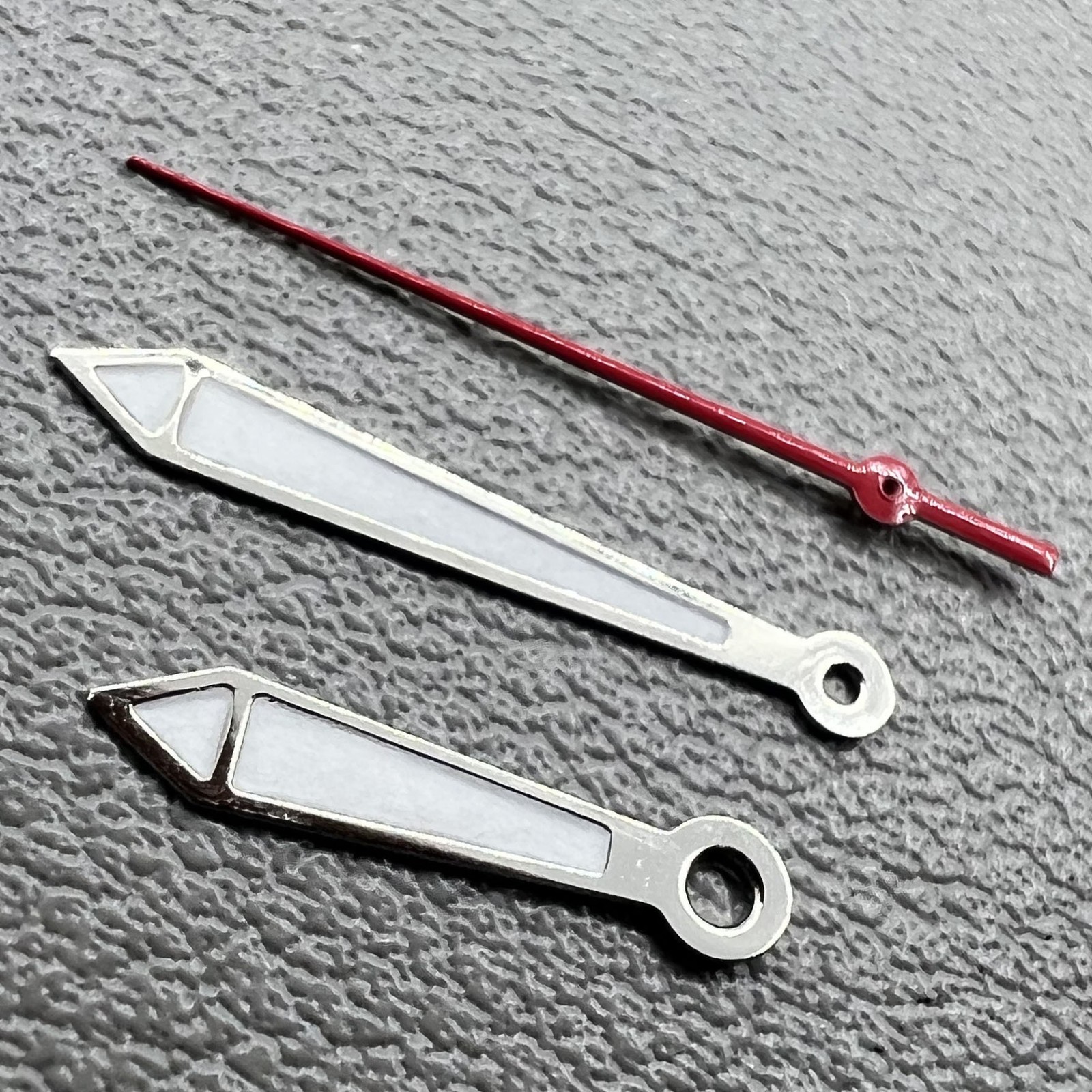 2 Sets/Pack 11x15x15mm Silver Trim Red Second Green Lume Hands Set for Ronda 515