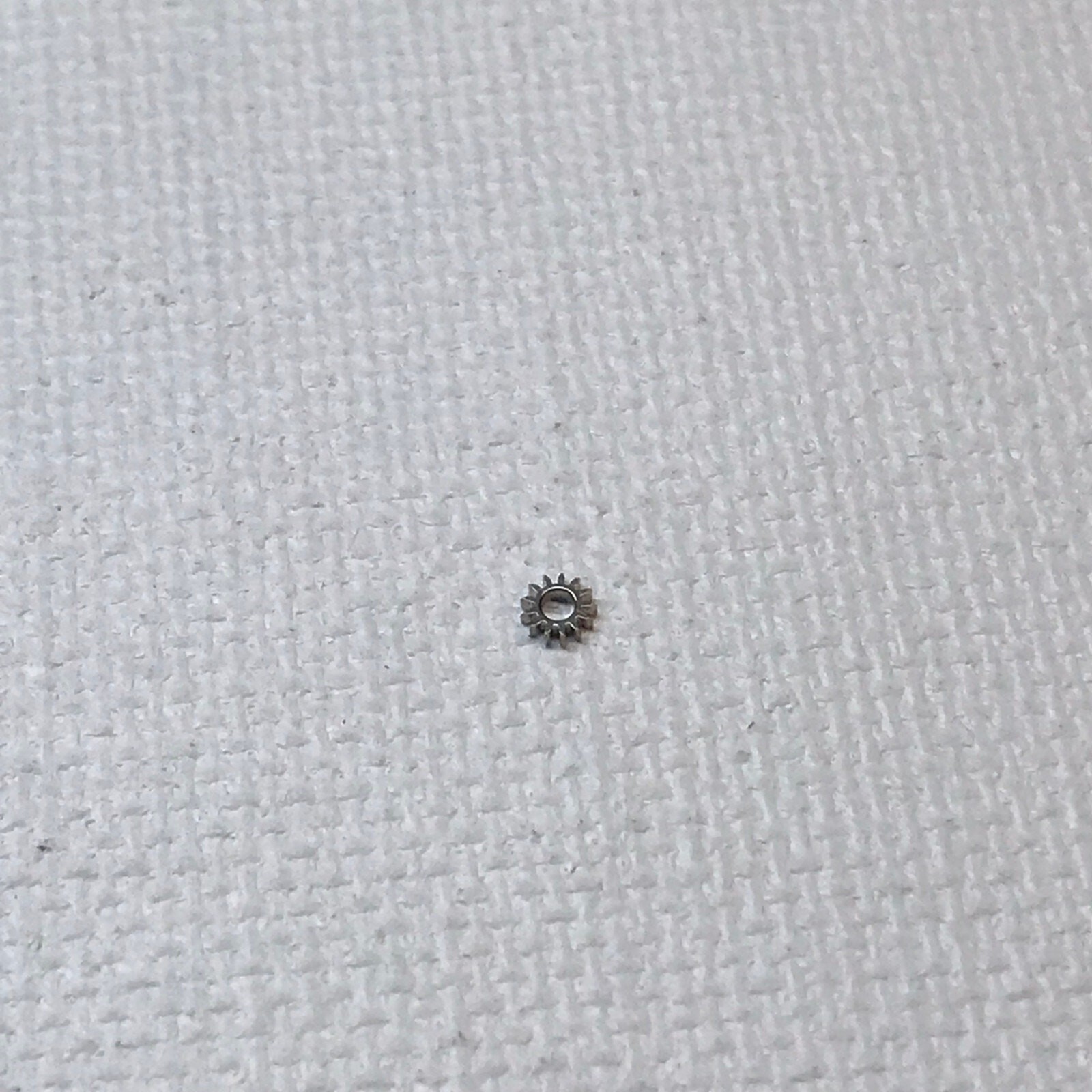 Standard ST Cal. 1686 Intermediate Wheel Original Watch Part / T800
