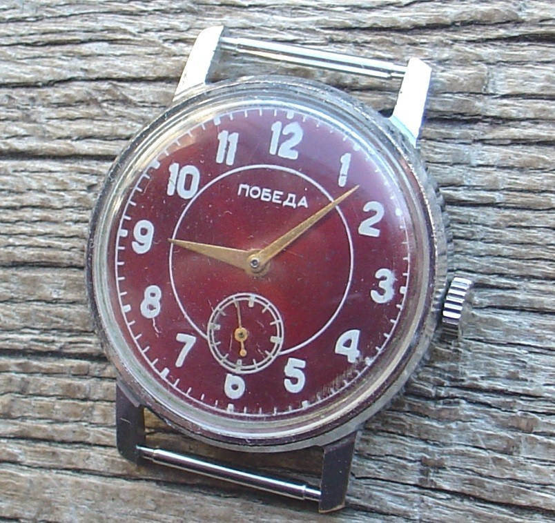 Rary Vintage Collectible POBEDA (ZIM) watch White Dial 2602 USSR SERVICED