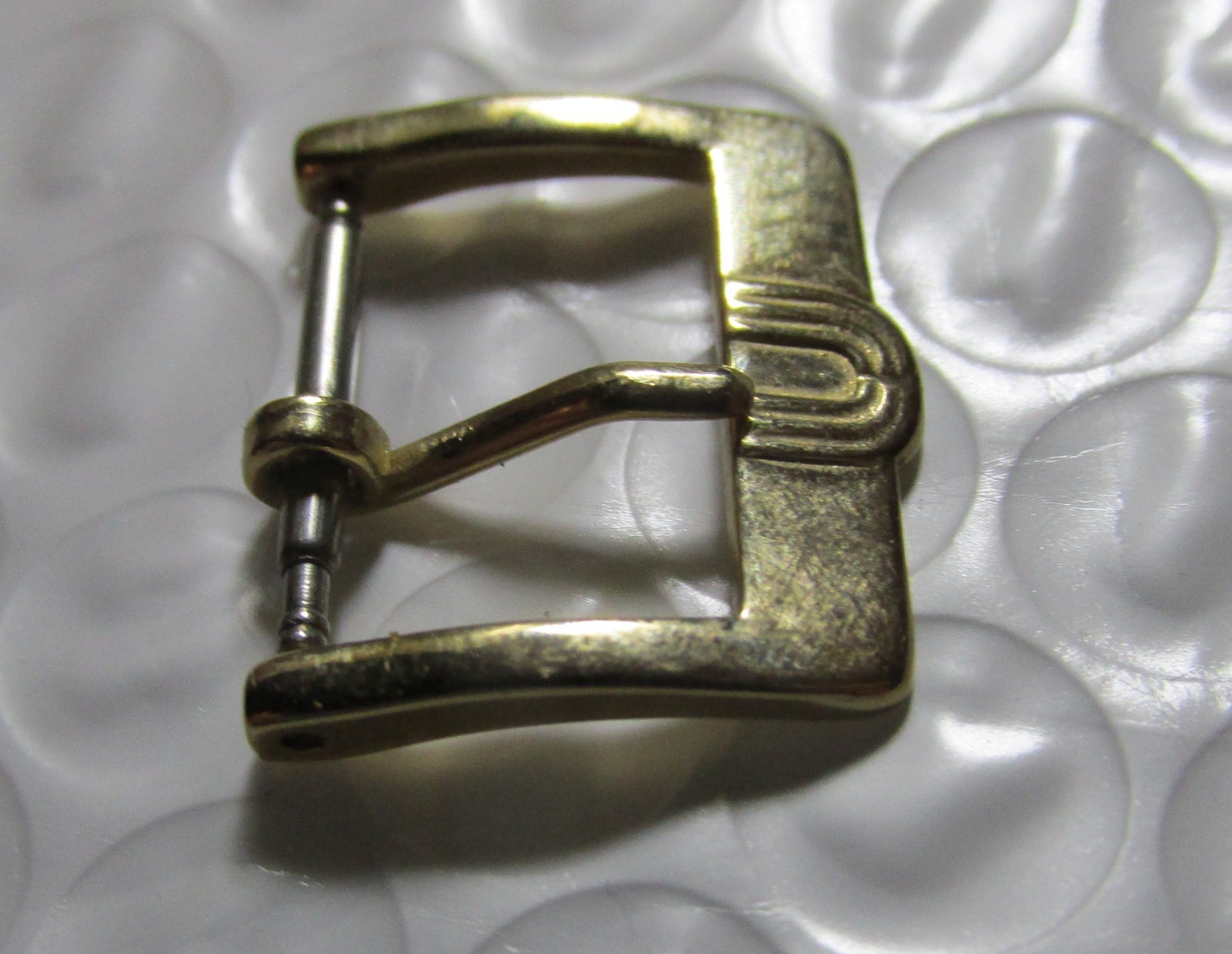 UNIVERSAL GENEVE – 14mm WRISTWATCH BUCKLE – YELLOW GOLD COLOR – SWISS MADE