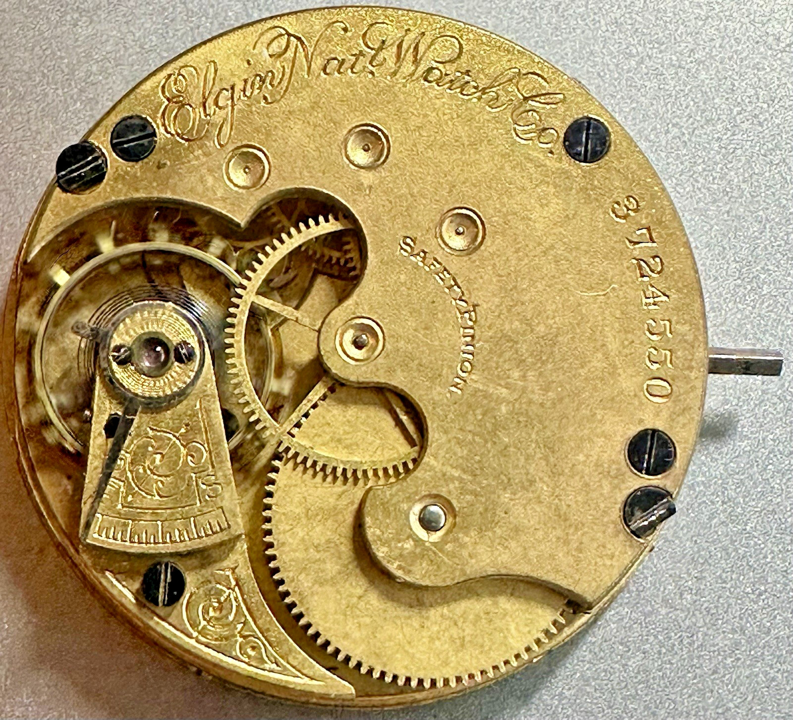 * 1890 6 Size ELGIN Gr 95 M. 1 7J OF LS GILT WATCH MOVEMENT RUNS S31
