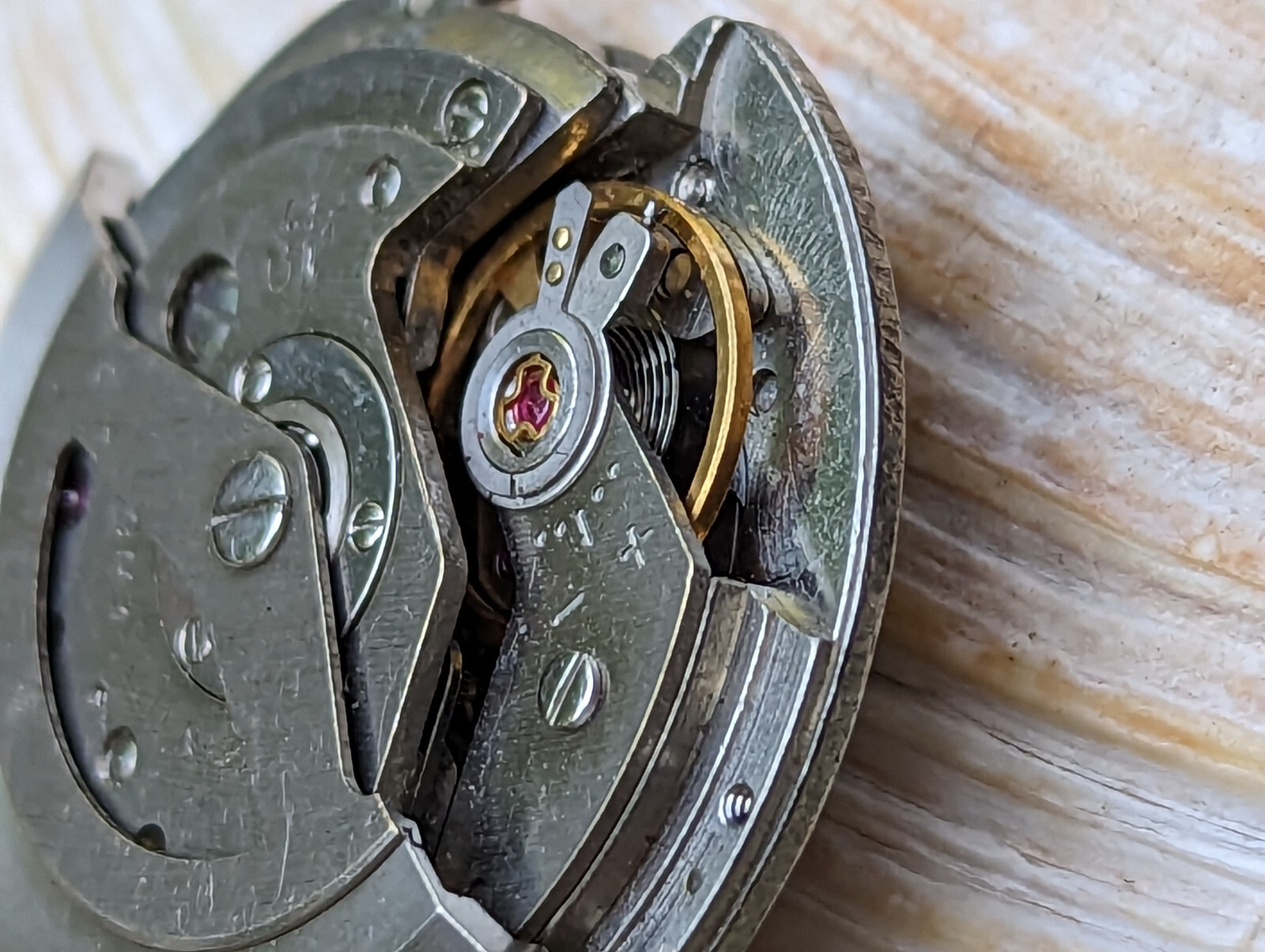 Vintage 1960’s UT 42 Automatic Movement FOR PARTS/REPAIR
