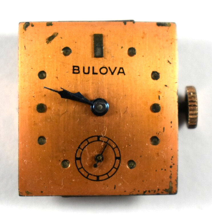Vintage Bulova Manual Wind 17J 8AE Wrist Watch Movement lot.fg