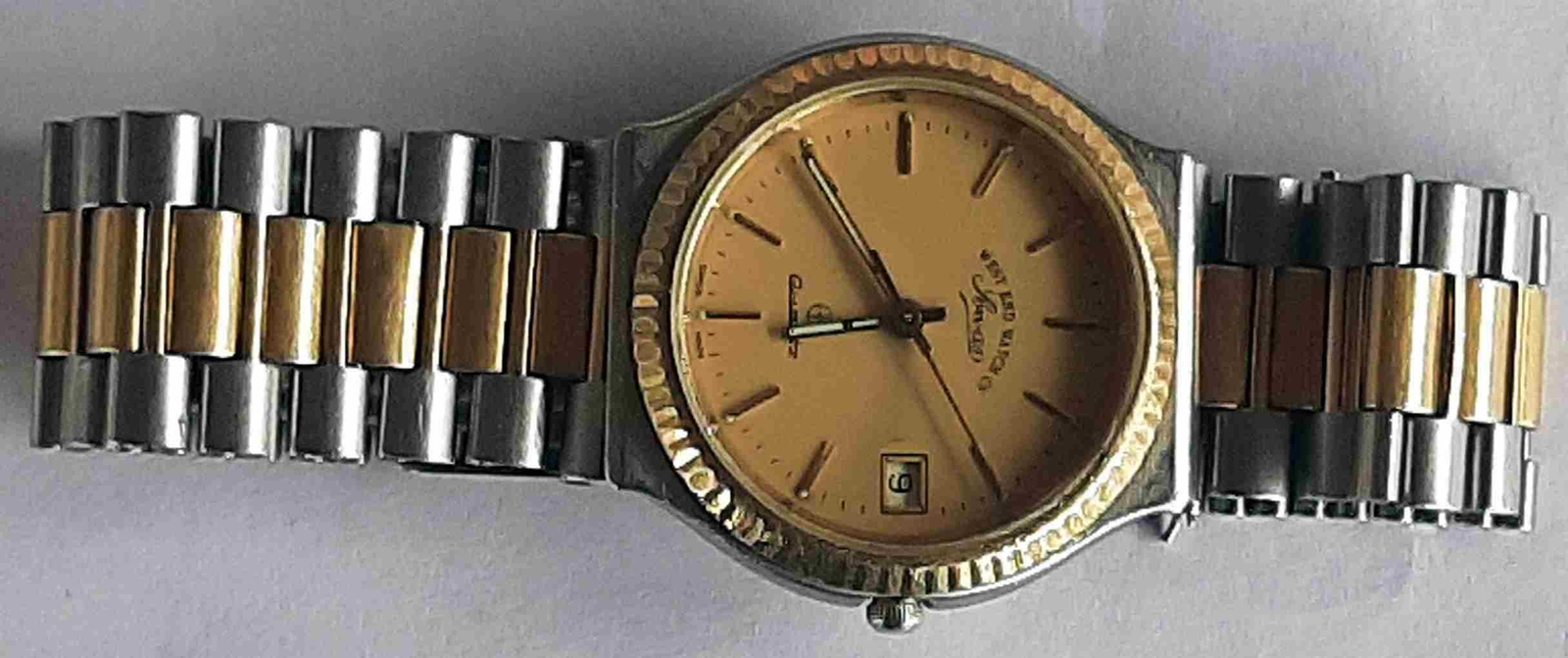 VTG WEST END Quartz Gold & Steel Wristwatch. Ref: 5552, Cal: 955 412