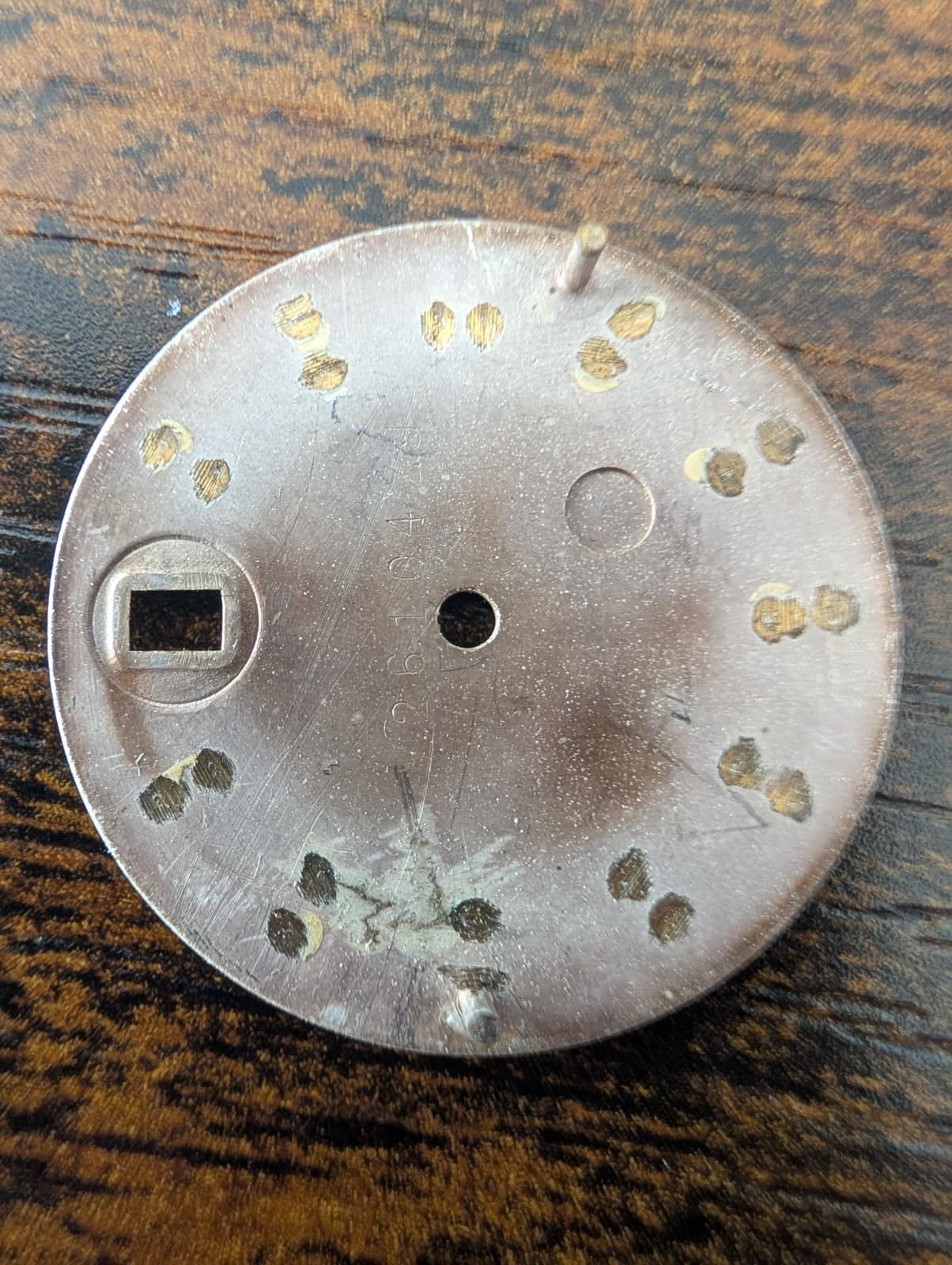 ROLEX OYSTER PERPETUAL DATE 1501 SILVER STICK DIAL – POOR CONDITION