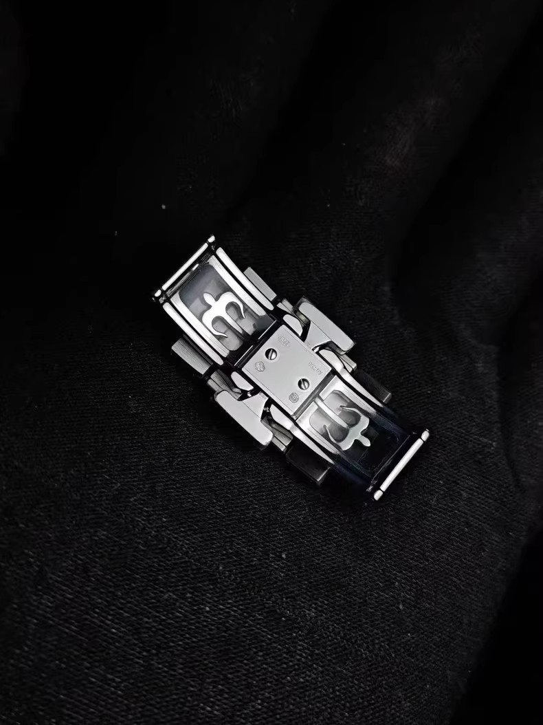 For Patek Philippe Nautilus5712 5711 5726 5811 Strap with Steel Deployment Clasp