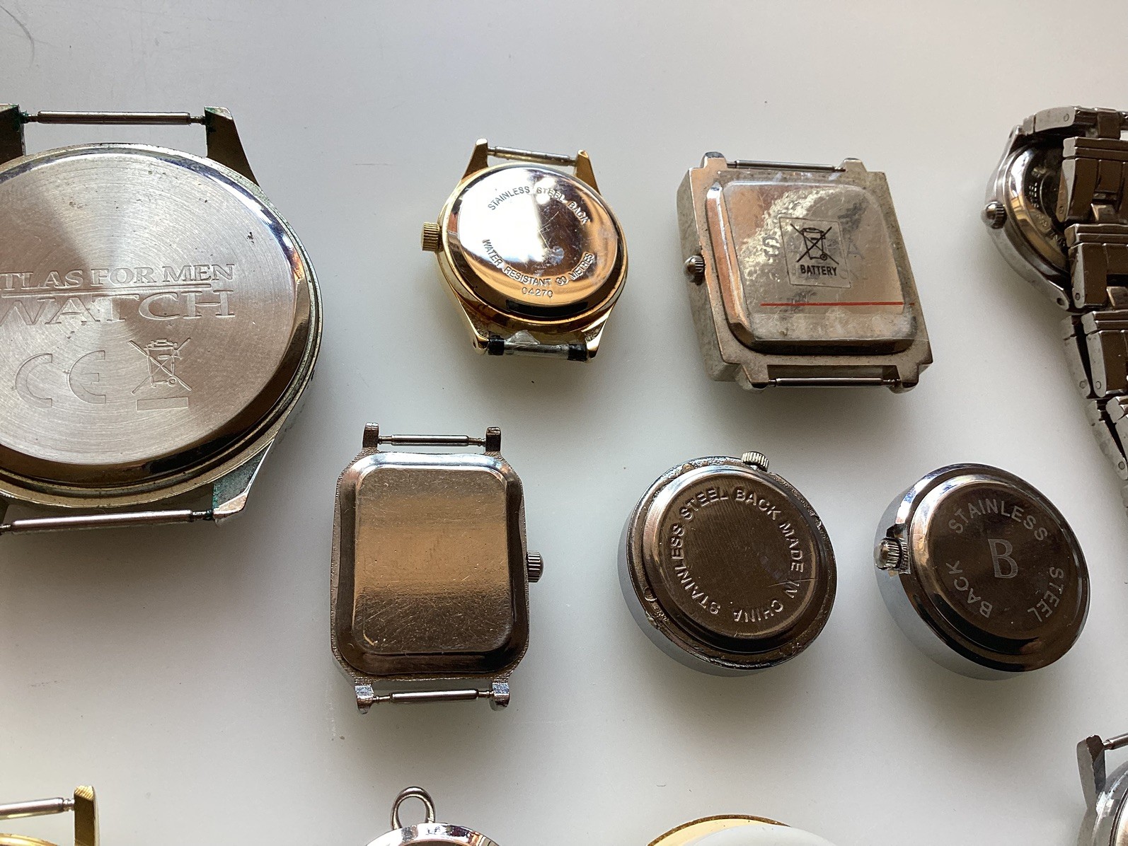 CLEARANCE LOT OF WATCHES, STRAPS etc …. SOLD FOR SPARES, REPAIR etc