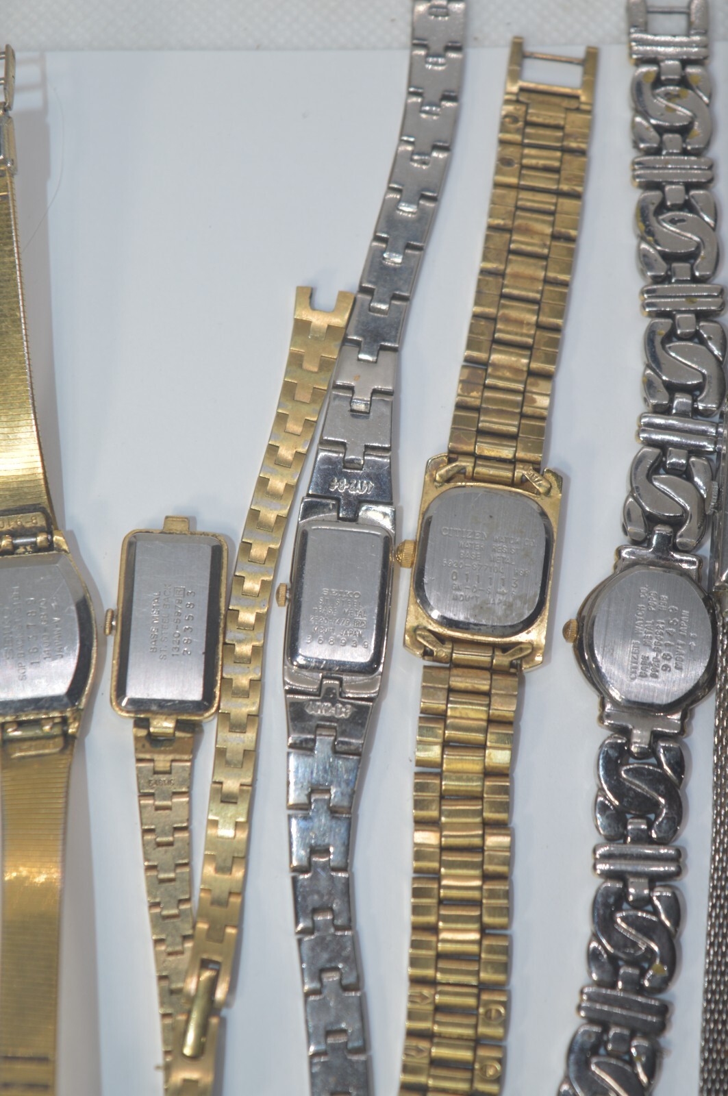 JOB lot of 10 watch’s vintage As Is SEIKO**CITIZEN**TIMEX**GUESS etc. Dont run