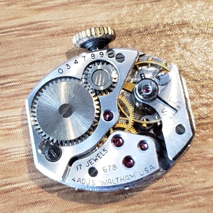 VTG Waltham Eastern 678 17 Jewels Watch Movement 034789 4 ADJ 10k rgp Bezel WP1