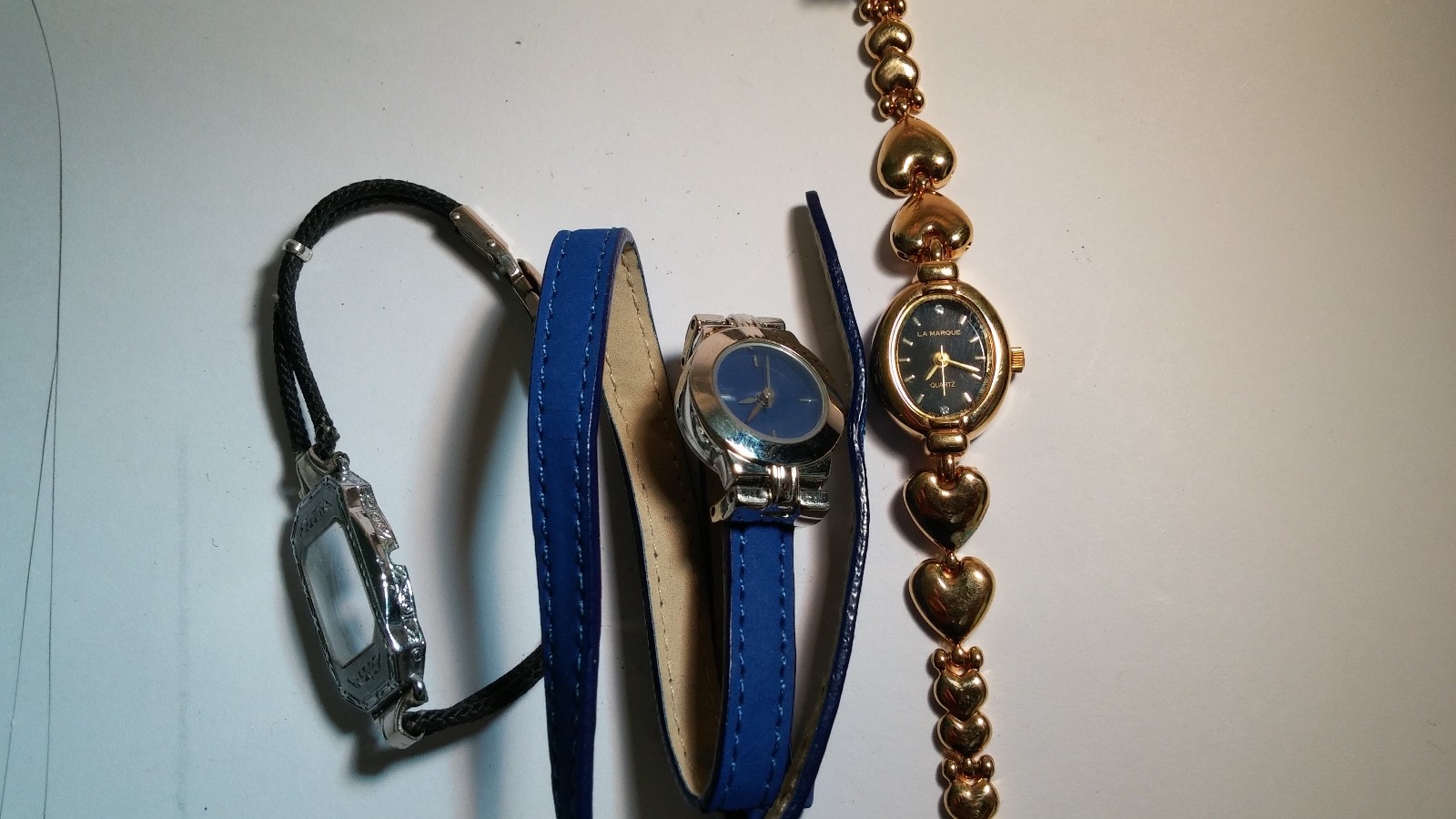 LOT of Watches, 2 bracelts for resale: Citizen, Seiko, Lorus-Mickey Mouse, Men’s