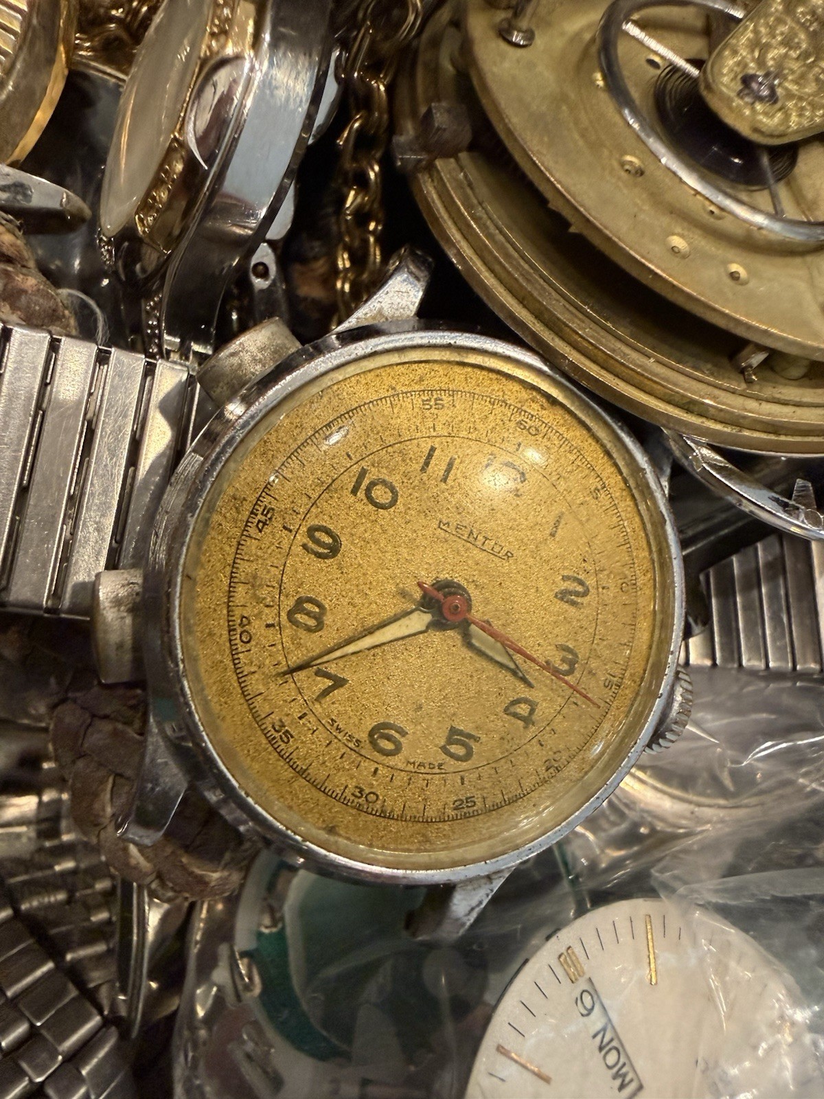 19 Lb Watch Parts Lot Bands Cases Dials Movements Repair AS-IS Mixed Lot
