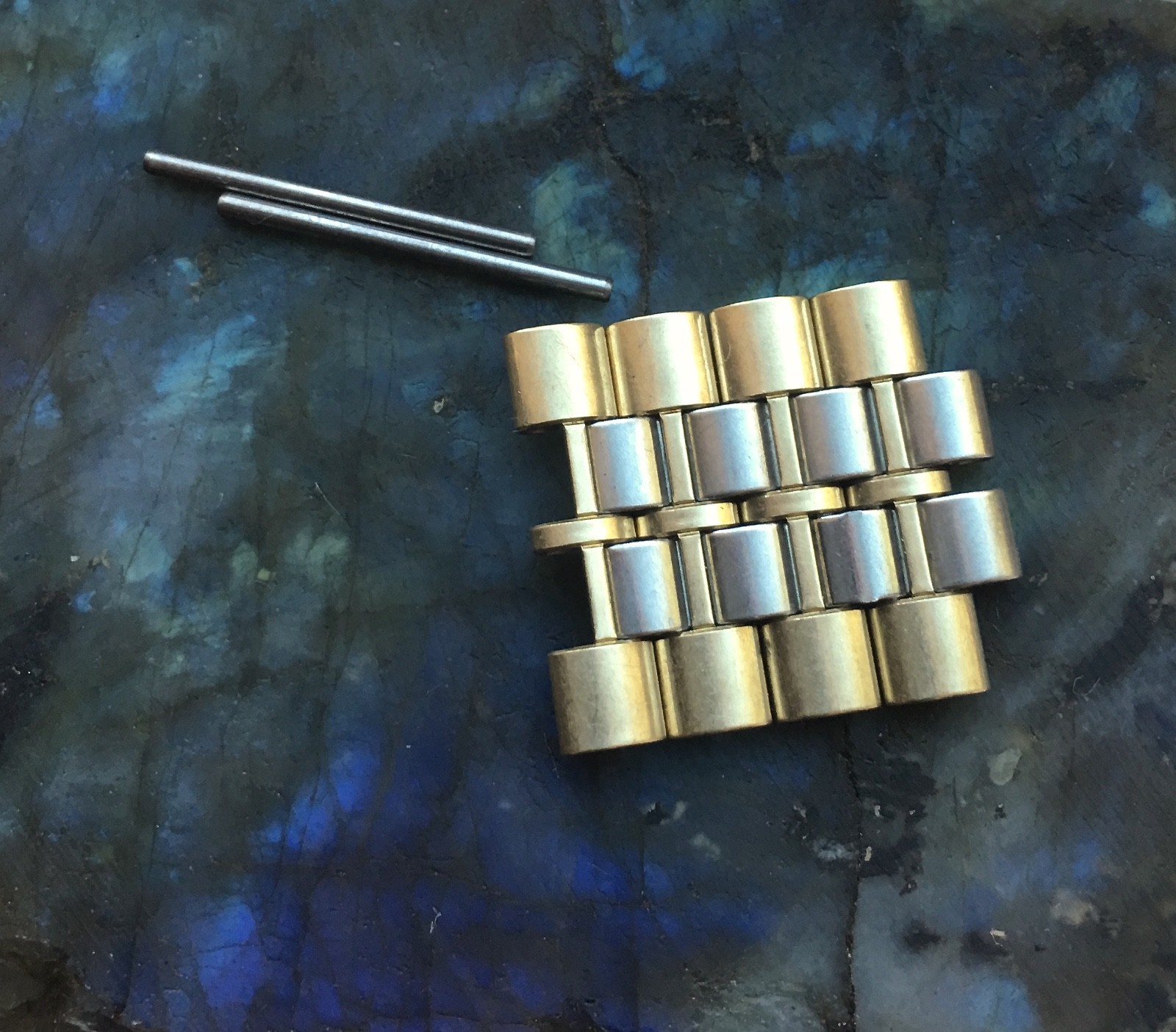 Rare shaped 4 steel & gold vintage watch NSA bracelet links Novavit Swiss NOS