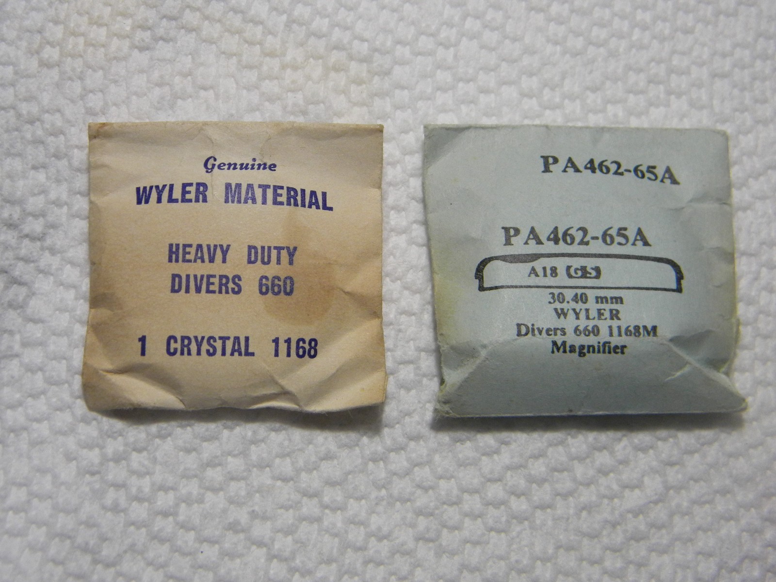 Wyler Divers 660 1168 NOS Crystals Genuine Wyler Pack and GS PA 462-65A Pack