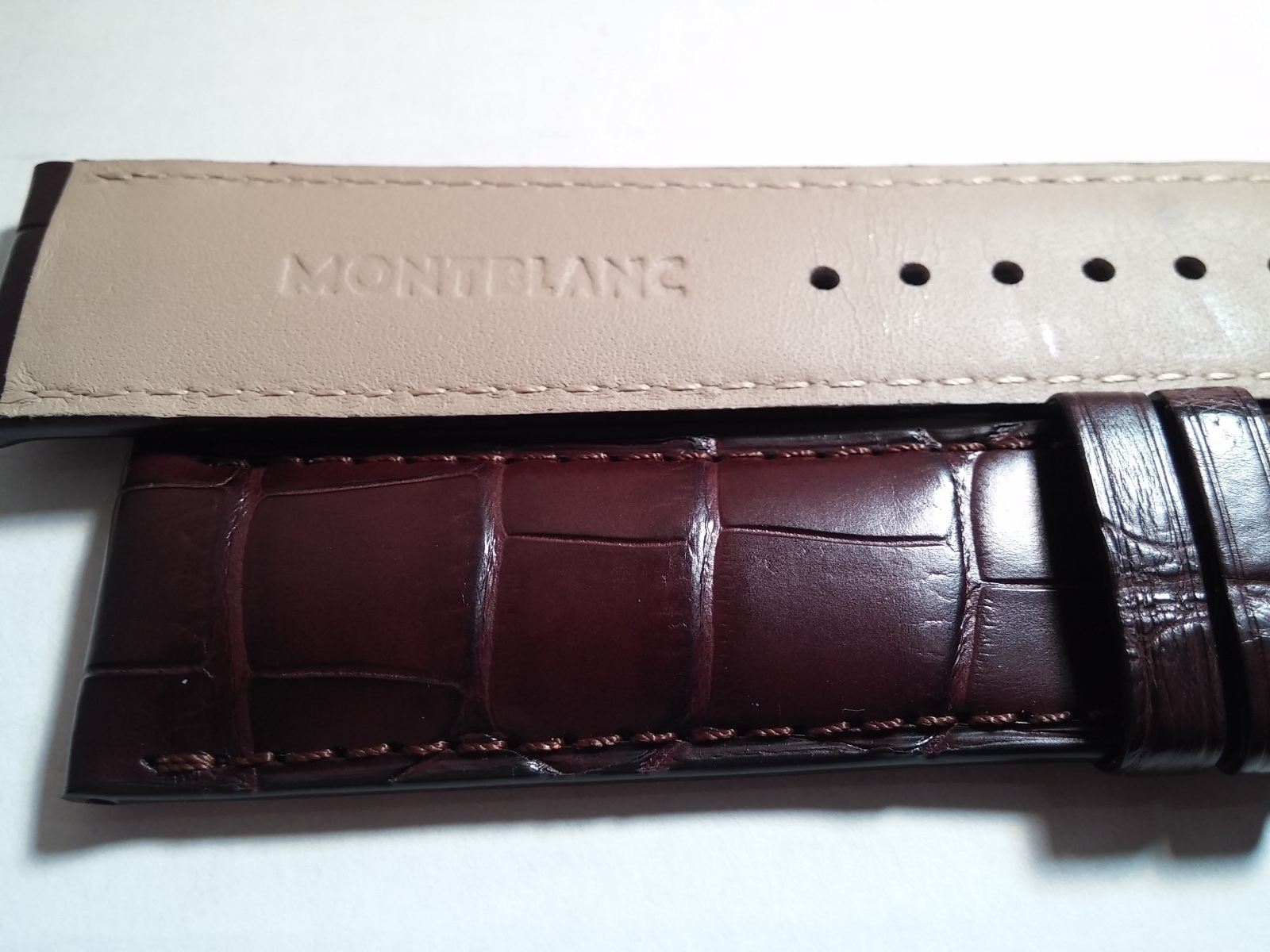 Montblanc band, 22/20mm Dark Brown, crocodile, NEW, lightly padded, brown stitch