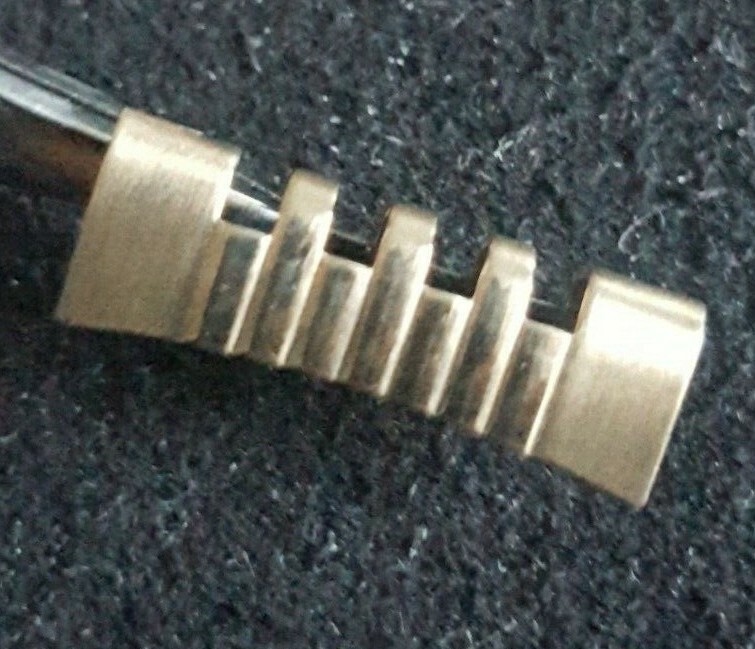 Omega Gold Plated Shiny-Brush Finish End Piece Number 609