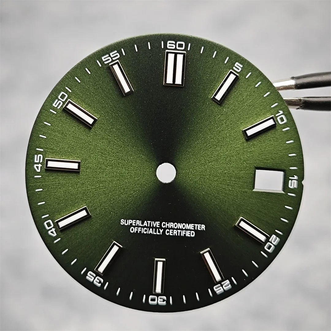 28.5mm BGW9 Luminous Watch Dial for NH35 NH36 Watch Mod