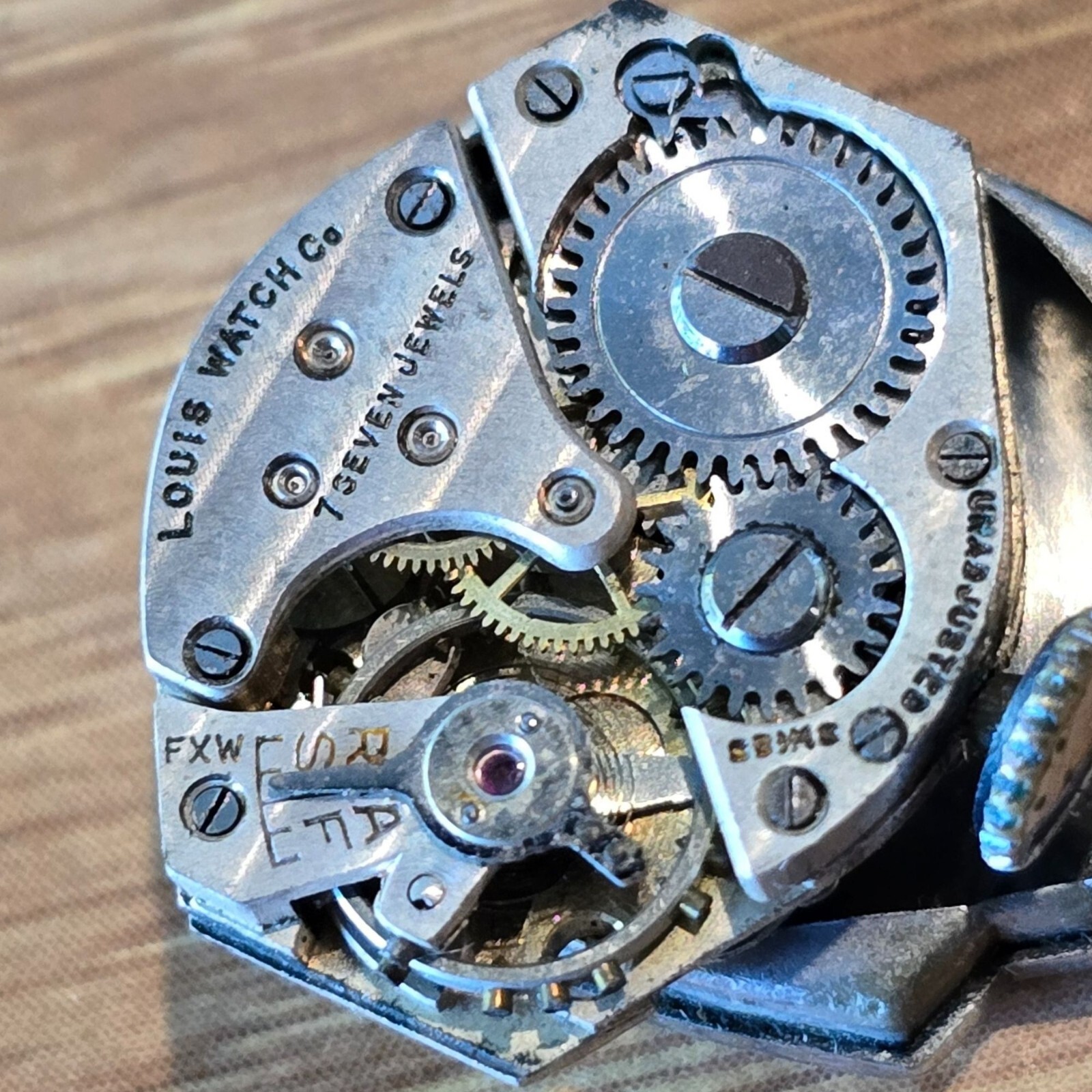 Vintage Louis Homis 7 Jewel FXW Pinstripe Mechanical Watch Movement Part WP2