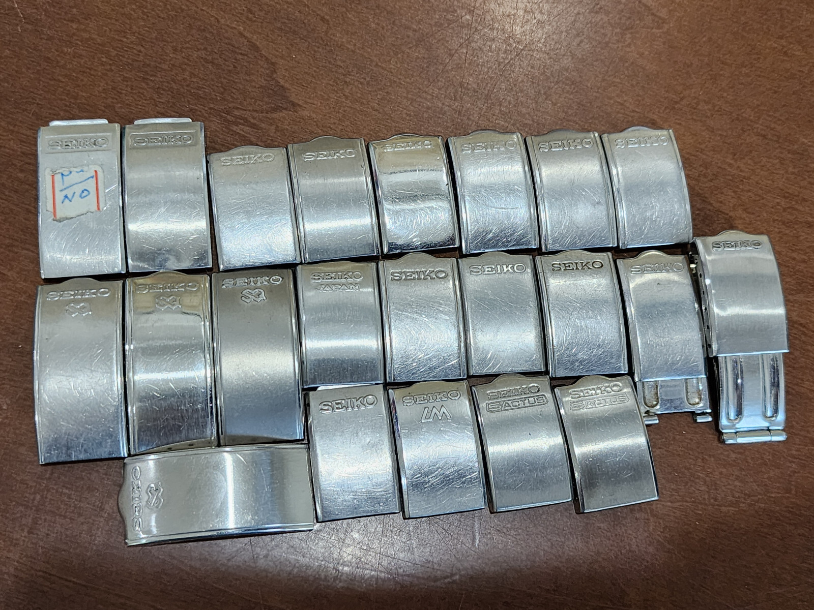 Lot Clap Buckle Seiko LM Lord matic Actus SQ Stainlesss Steel for parts.