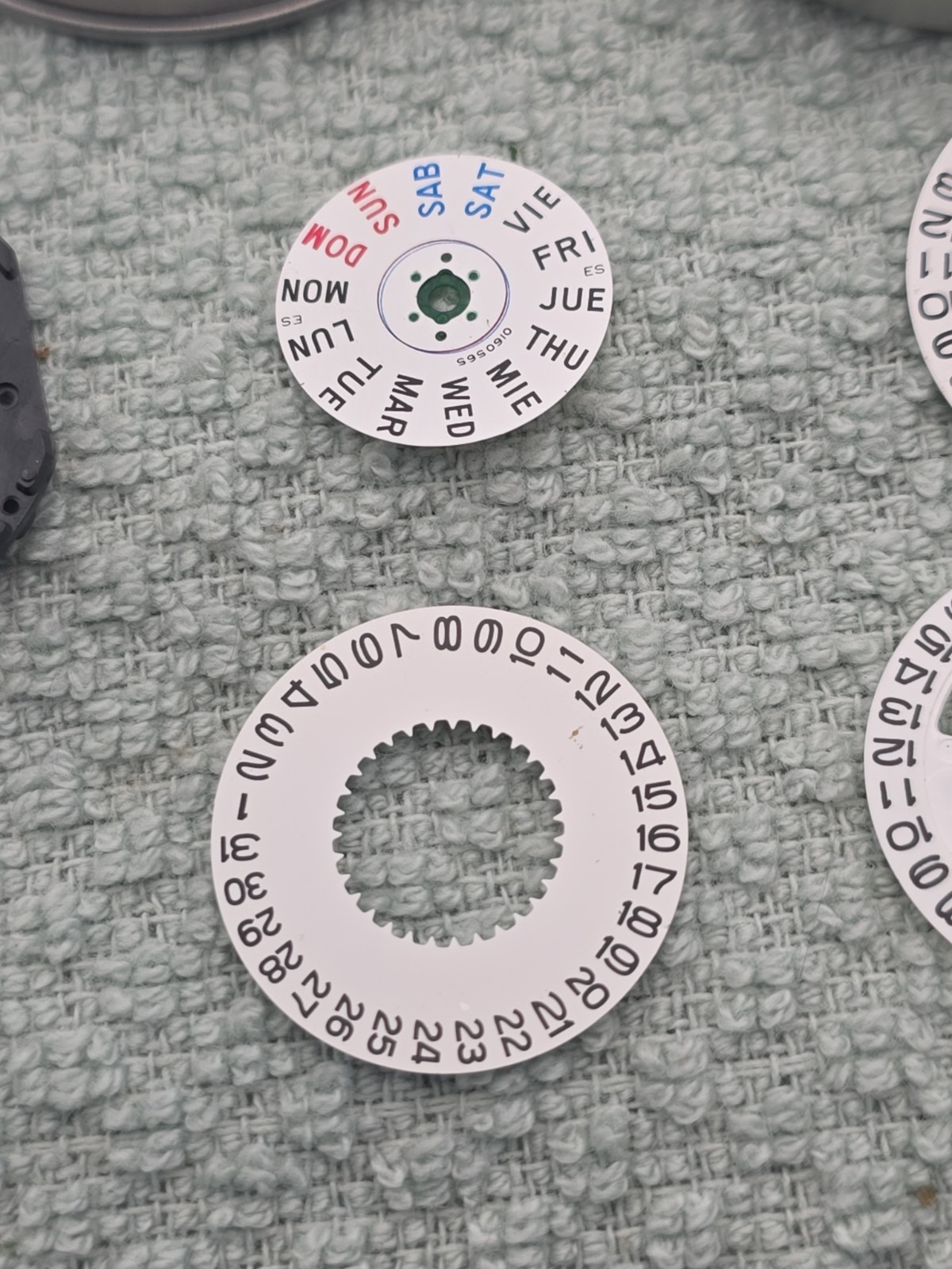 Seiko VX42 VX43 Quartz Watch Movement and Parts