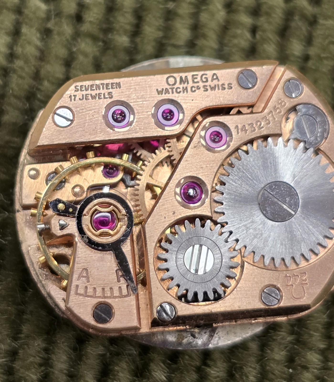 Vintage Omega Cal. 244 Watch Movement 17 Jewels 19mm Dial Hands For Parts Repair