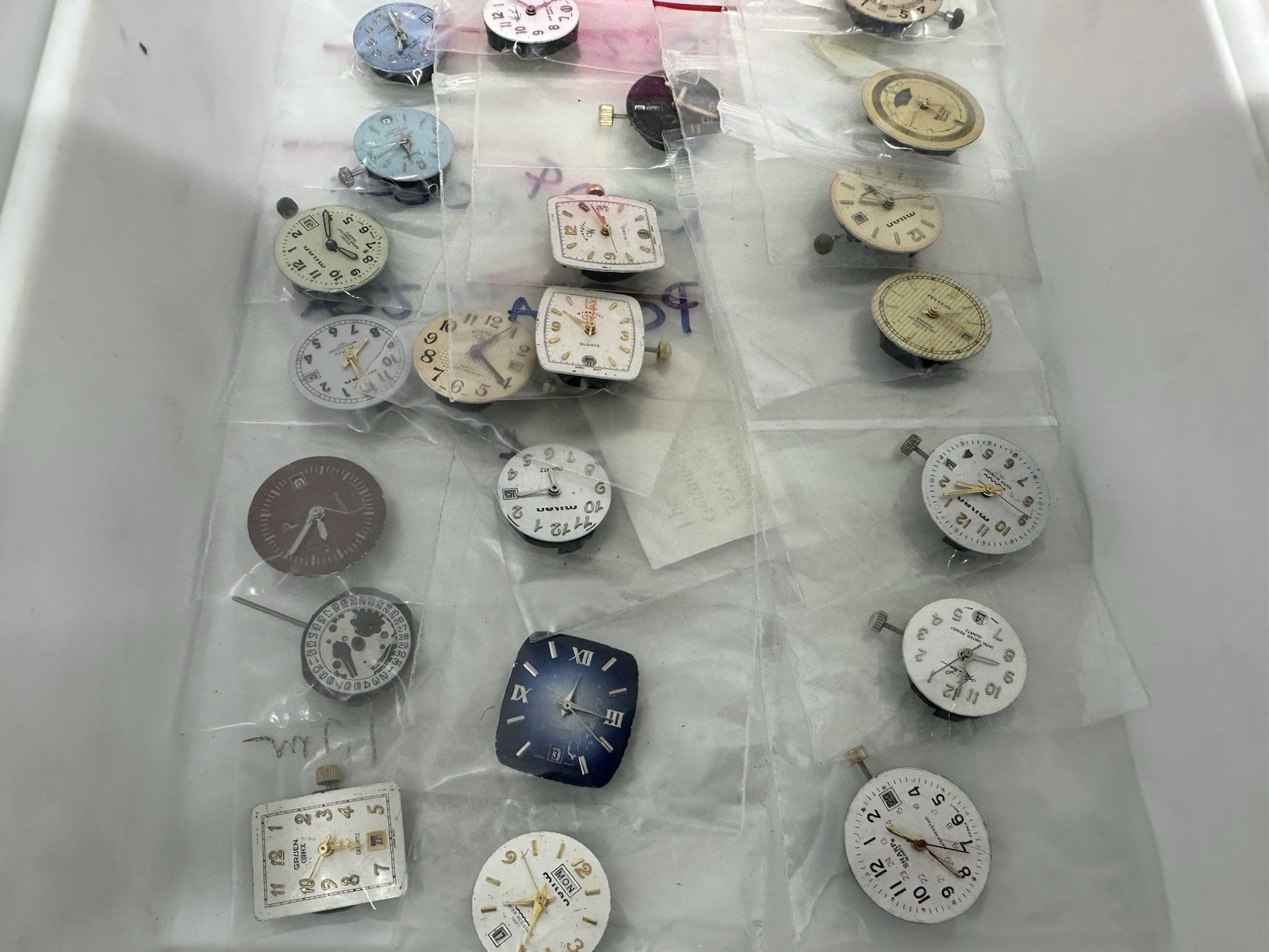LOT 57 HATTORI QUARTZ WATCH MOVEMENTS PC 22A, PC21 PC23 Parts Repairs Crafts