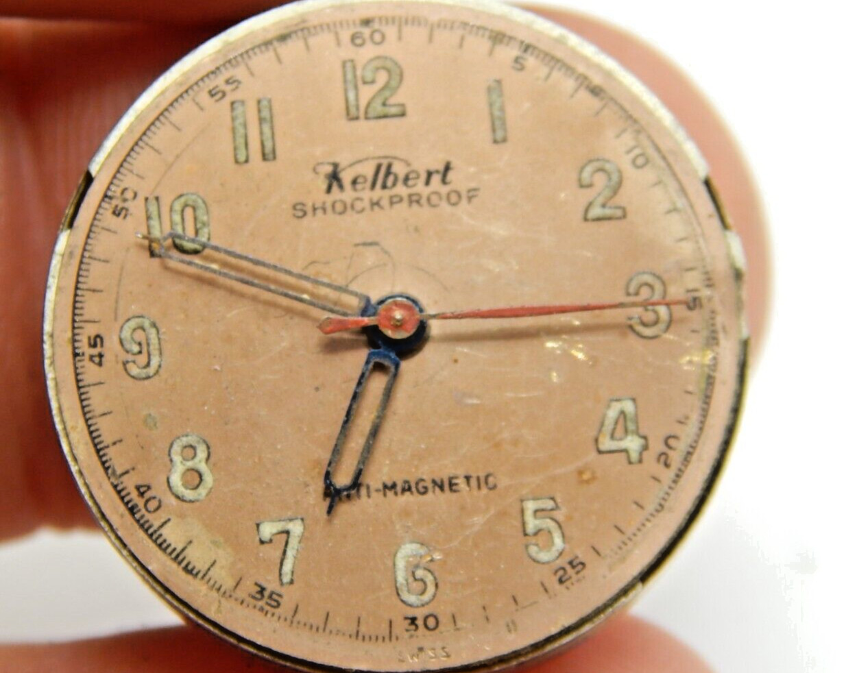 Vintage 17 jewel Gents Kelbert Shockproof WWII era military style watch movement