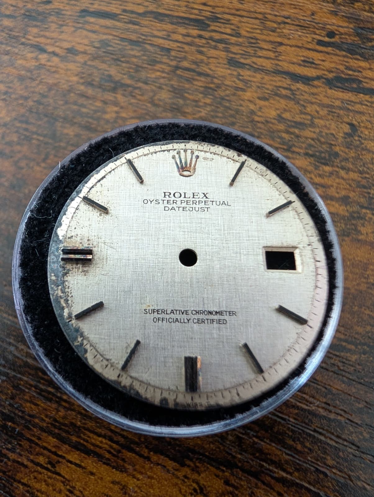 ROLEX OYSTER PERPETUAL DATE 36MM NON-QUICK DIAL – POOR CONDITION 1601