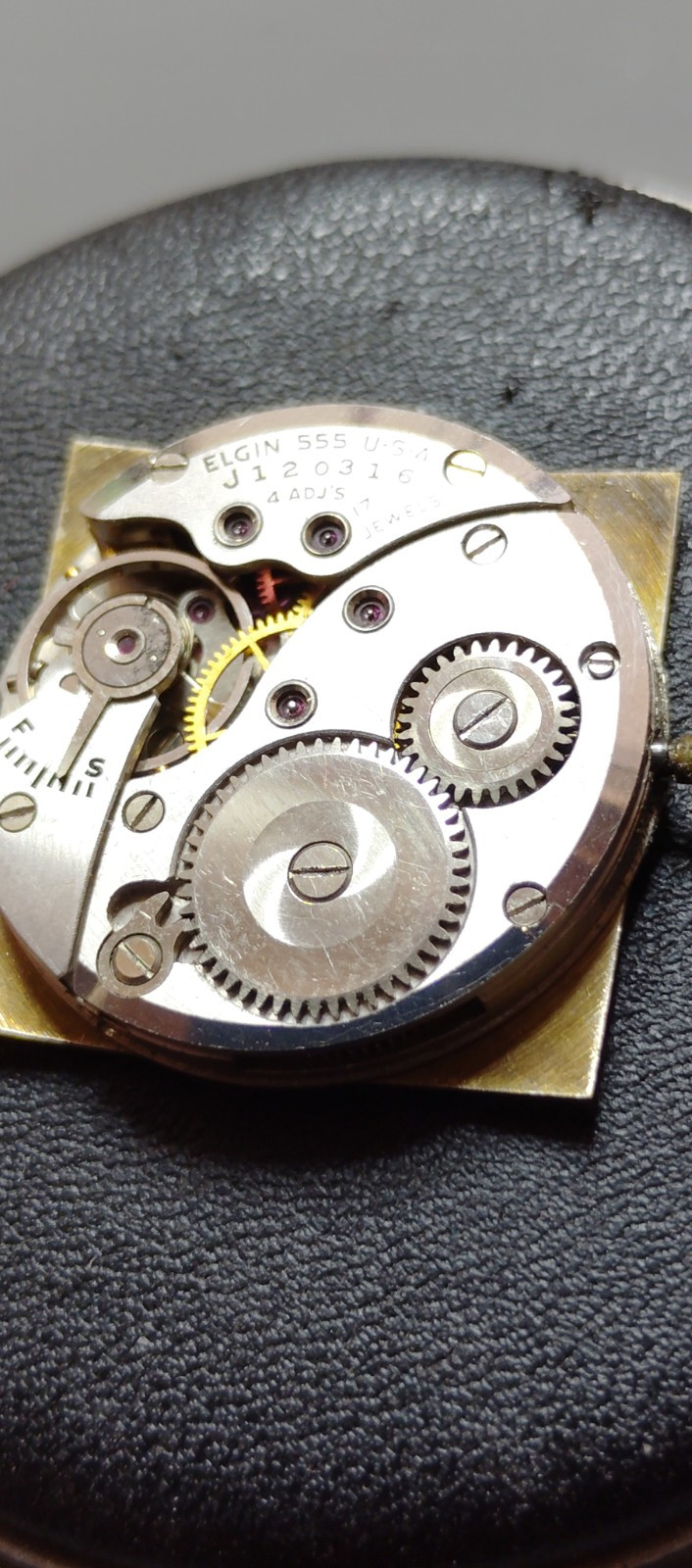 1948 Model Year Vintage Elgin 555 Serial Number J120316