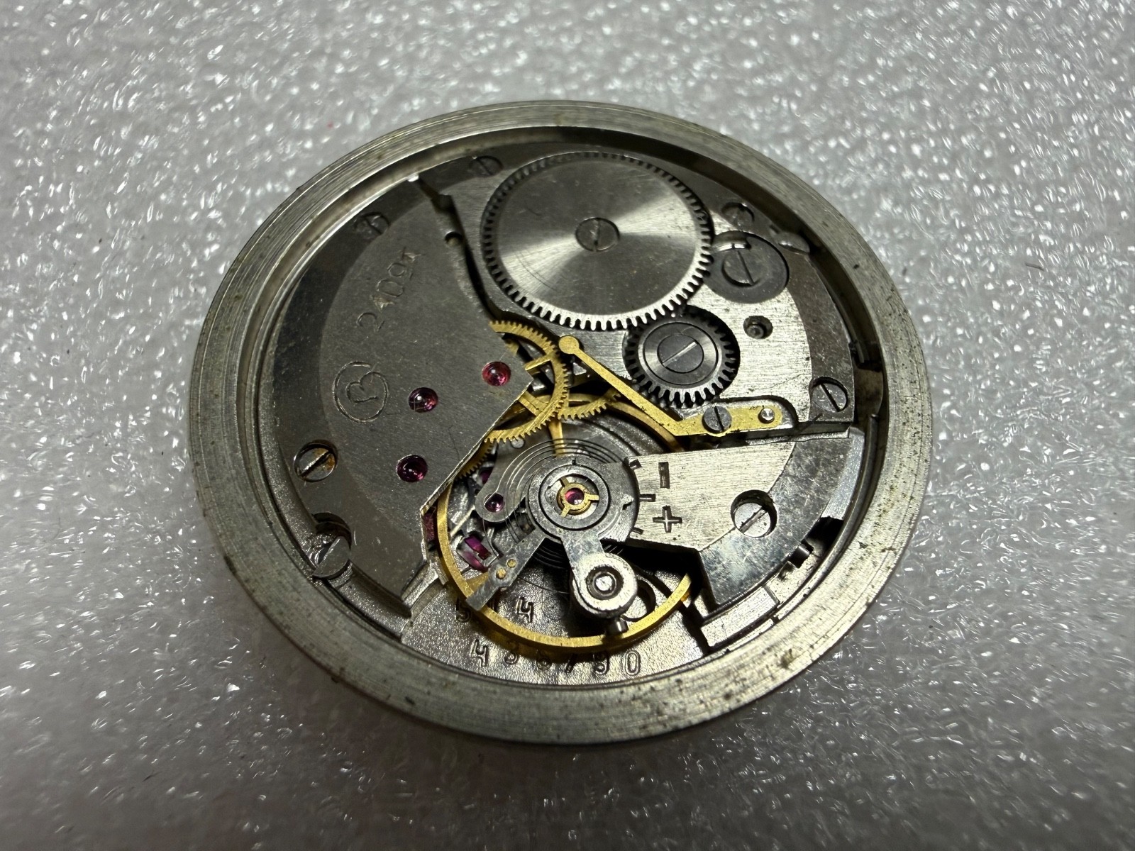 Watch movement USSR Vostok Cal.2409A plus Dial.For parts.