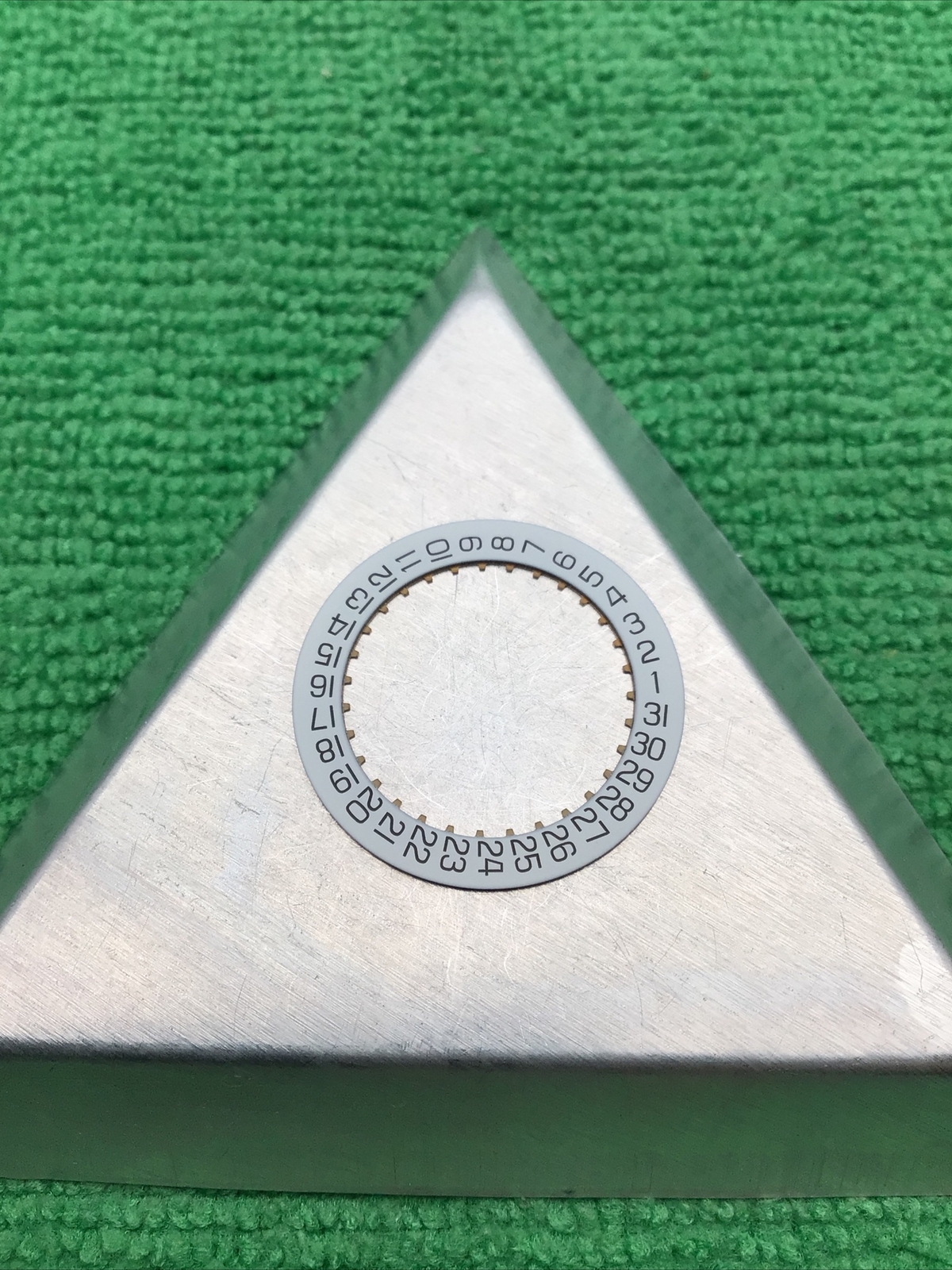 ETA Cal. 2834-2 Date Indicator Disc Watch Part 2557/3, Auto 8331