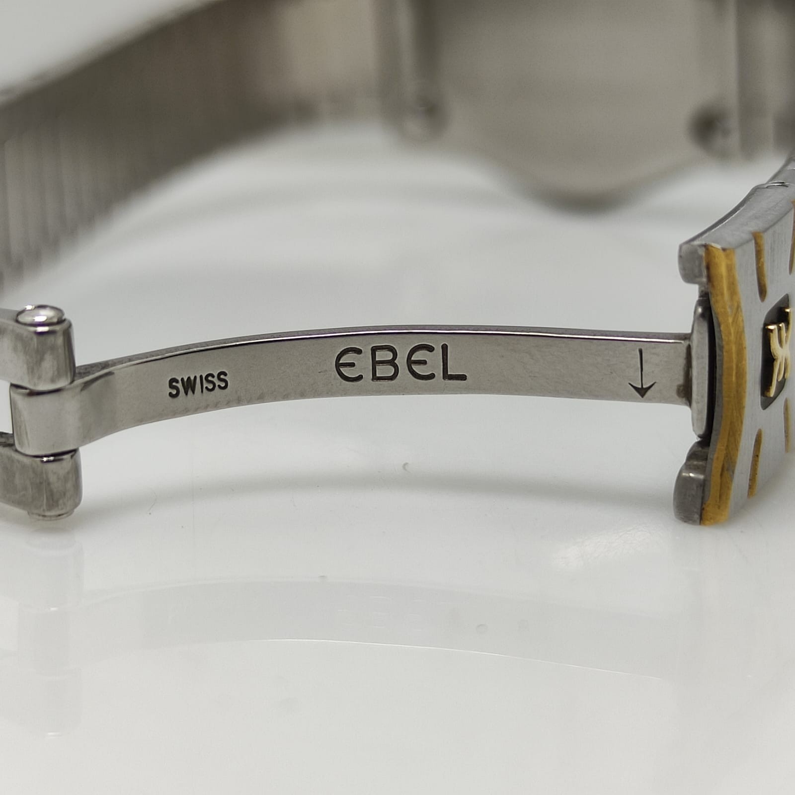 Ebel Classic Wave Stainless Steel Quartz Ladies Vintage Watch Case and Bracelet