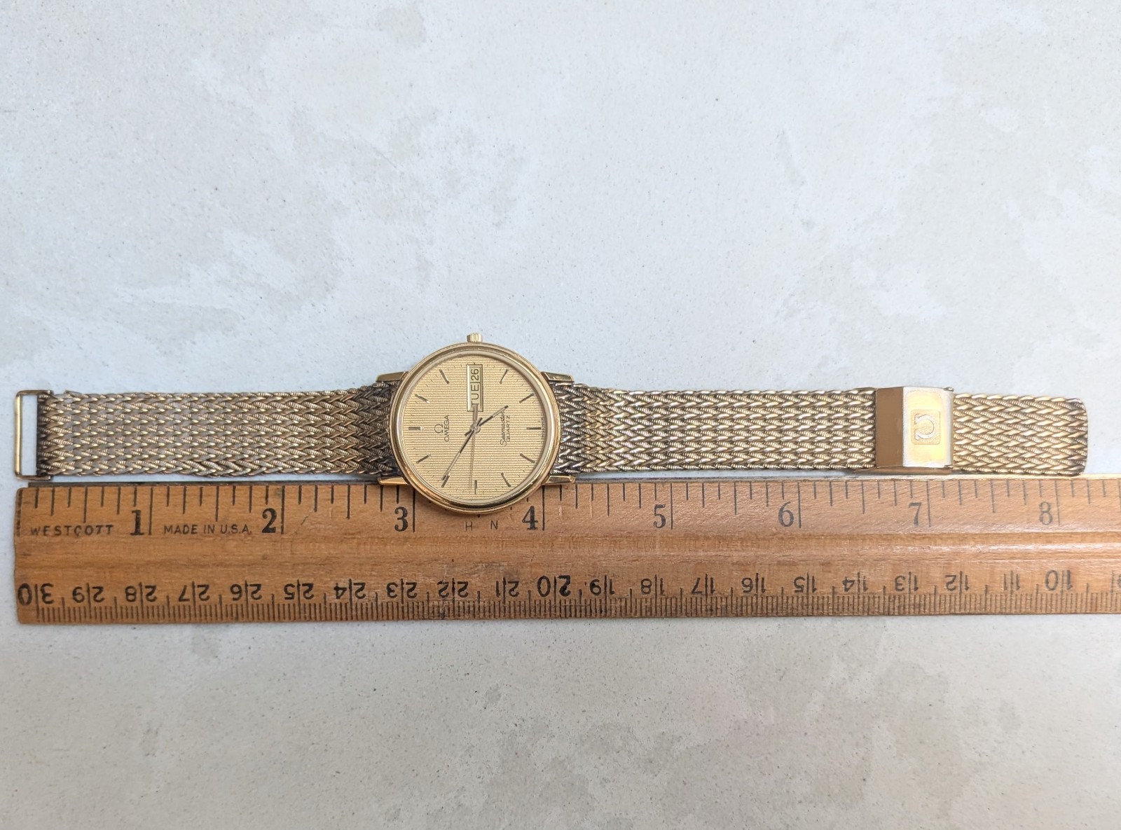 Vintage Omega Seamaster Quartz 1437–Gold Plated–Clean Dial–For PARTS OR REPAIR