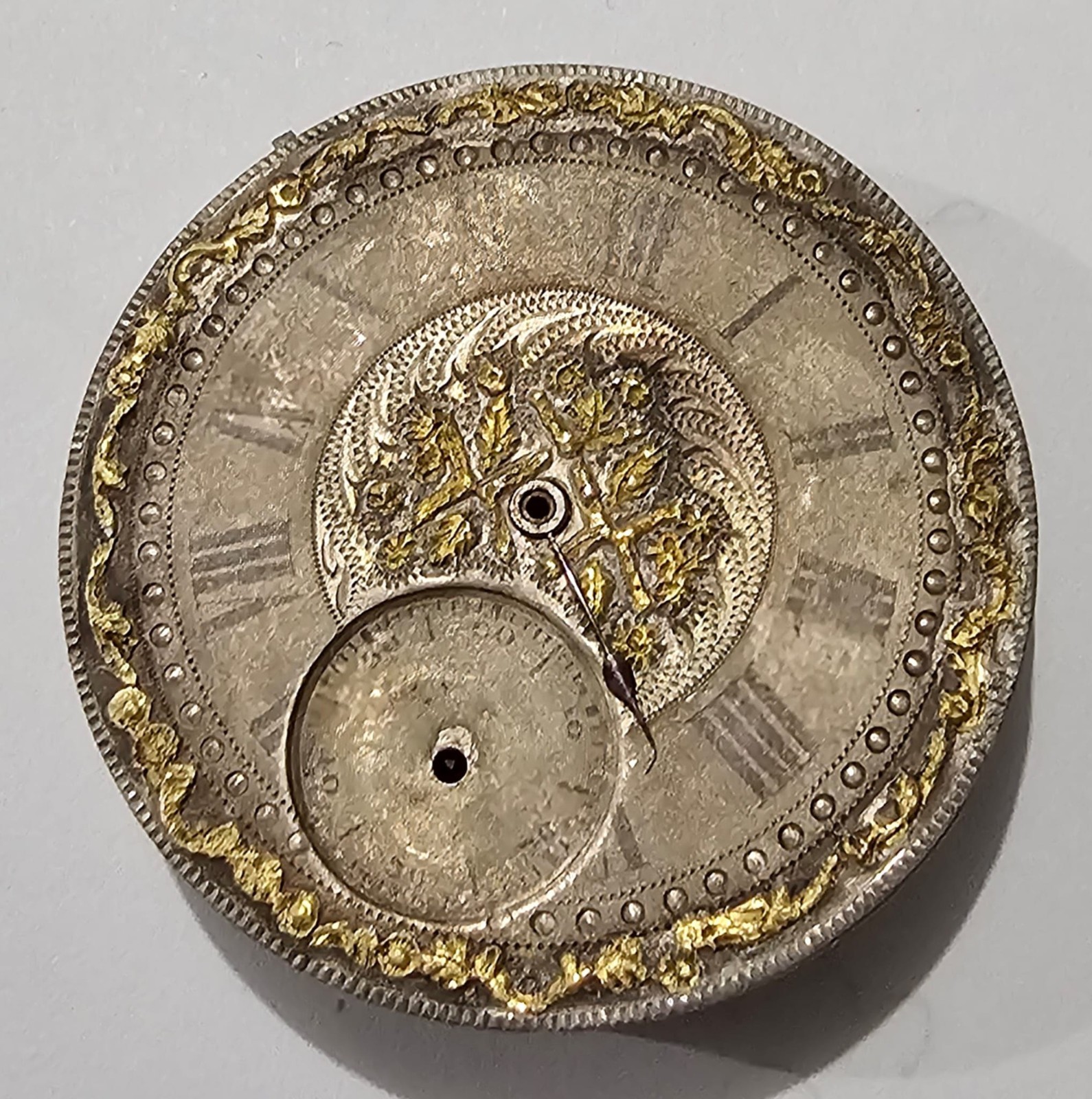 FLEURIER SILVER GOLD POCKET MOVEMENT WITH MALTIC CROSS – NUMBER 147 -…