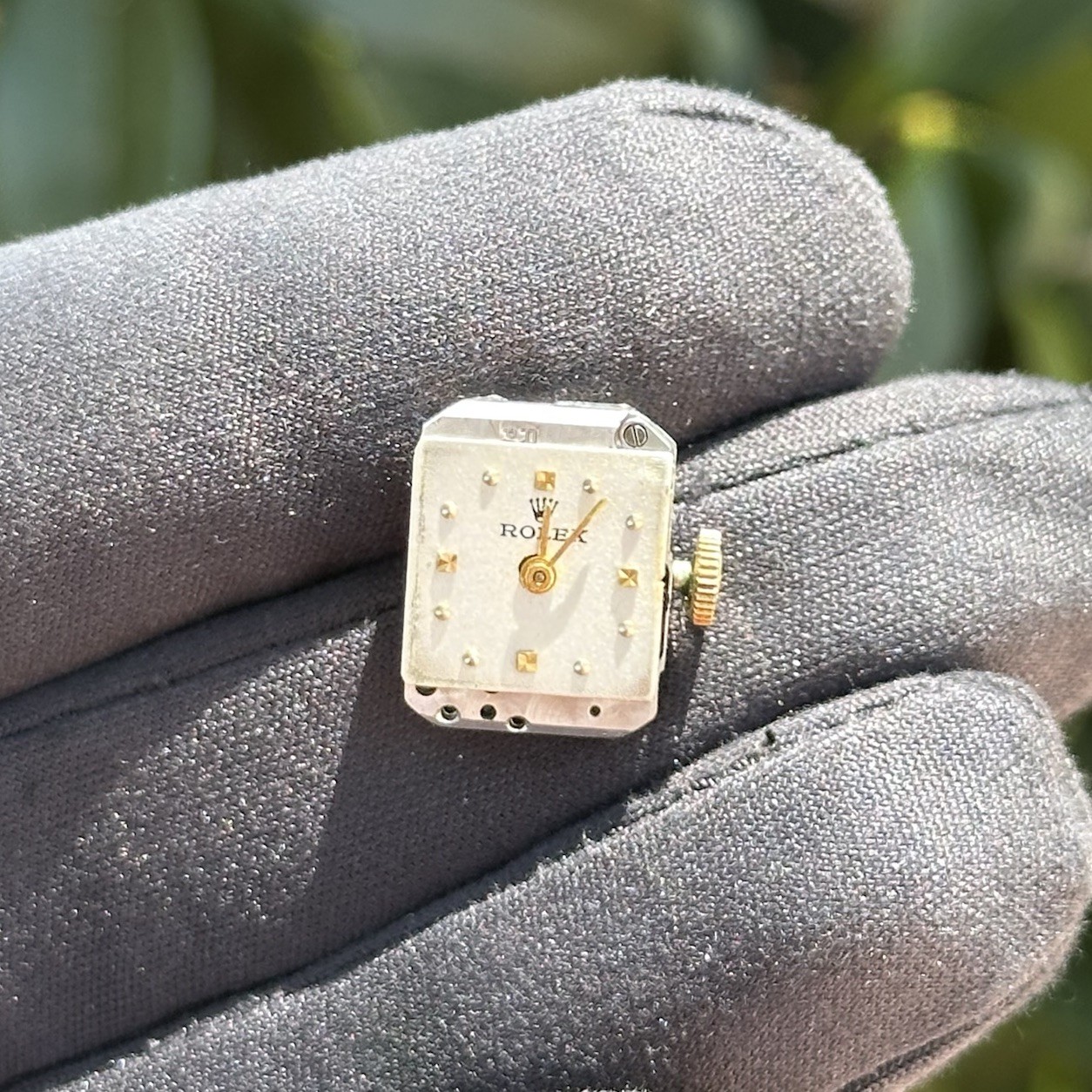 Vintage Rolex 17 Jewel Manual Wind Ladies 11.5mm Watch Movement / Dial