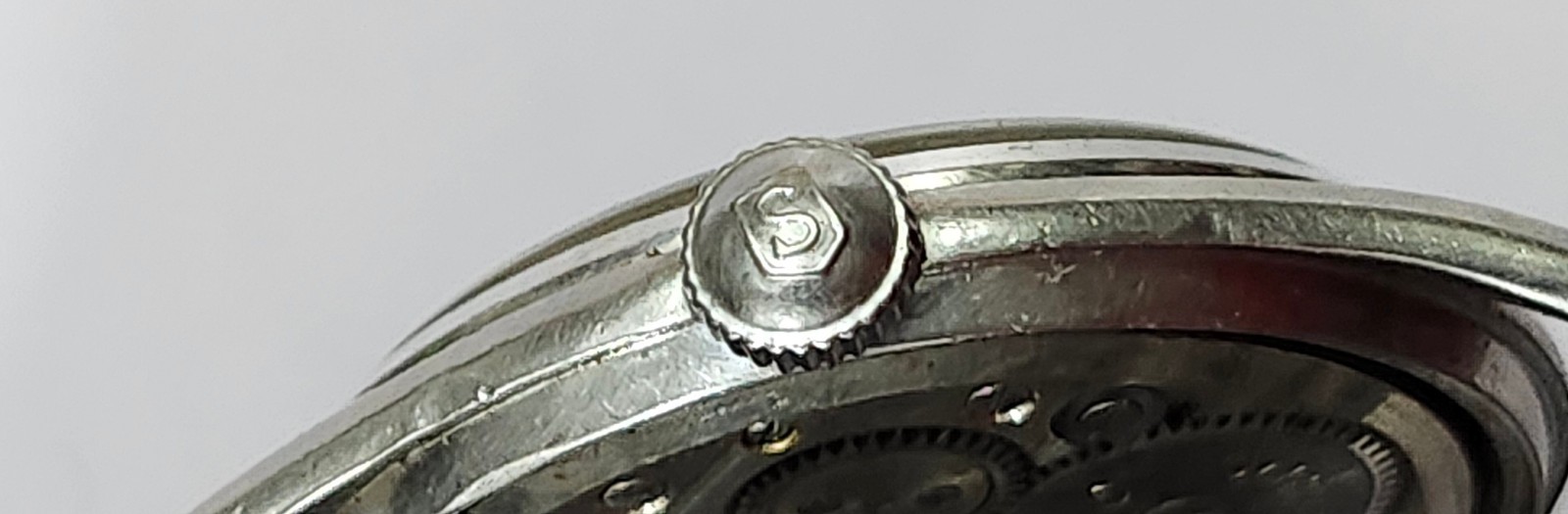 Ogival Mechanical Watch Case/Dial with Enicar 17J Movement – For Parts or Repair