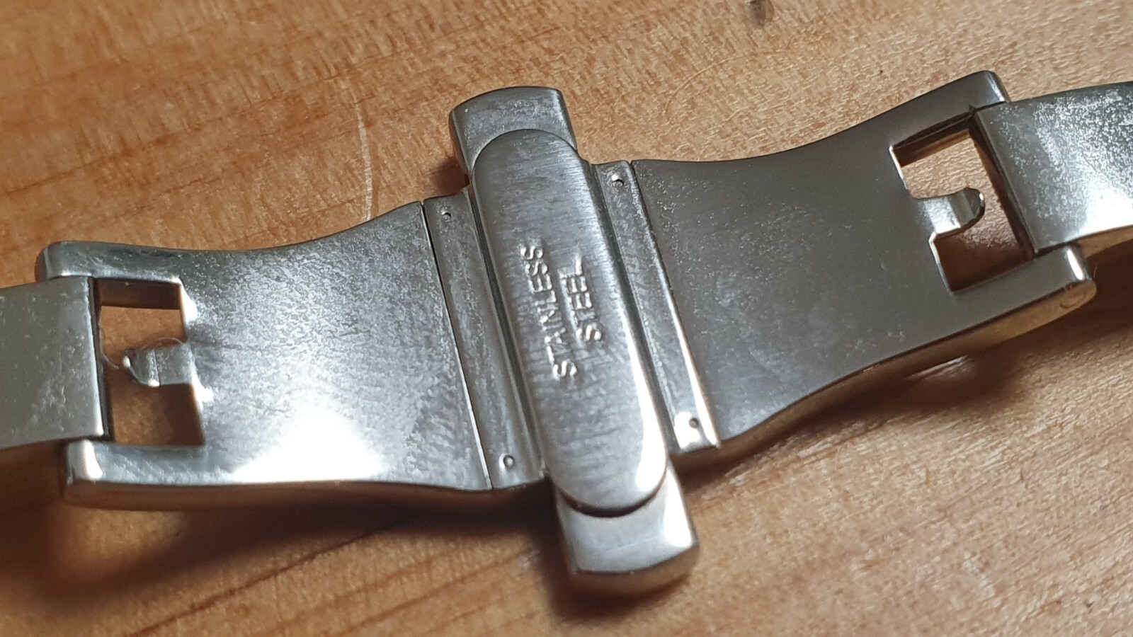 Massive stainless steel heavy metal band – butterfly clasp – 22mm – 105gr – 316L