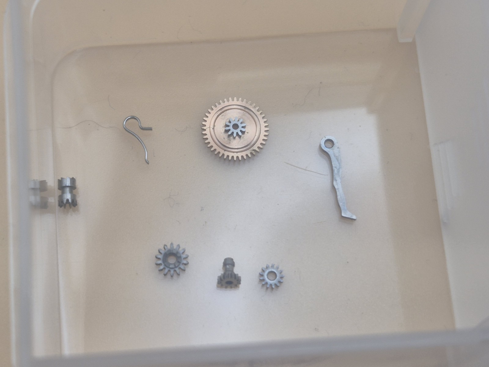 Omega 550/552/560/562/561/750/752 Spare Parts Movement Spare Parts (1pcs)