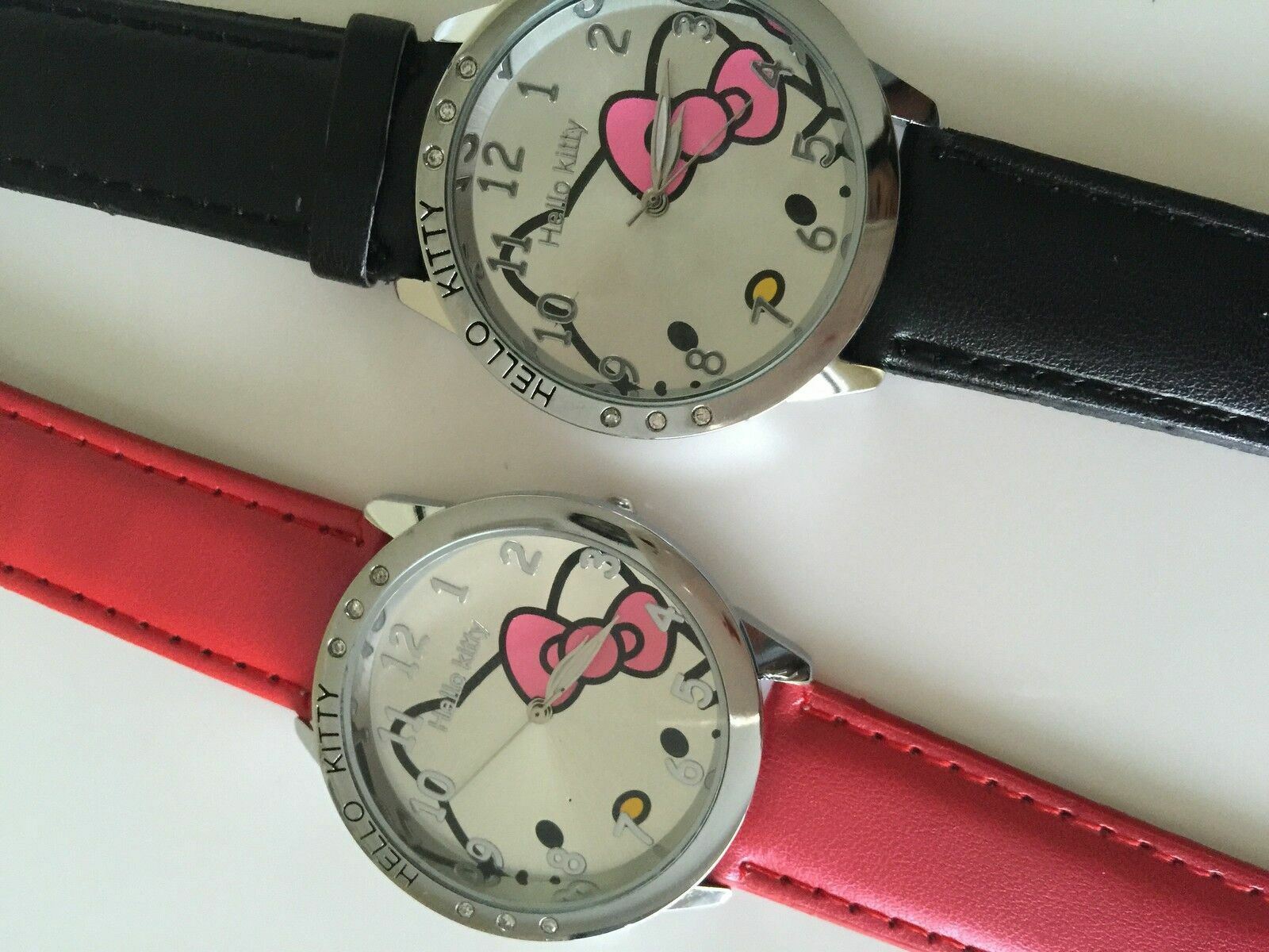 1P Lady Children Kid School Girls Hello Kitty Crystal Wrist Watch Birthday Gift
