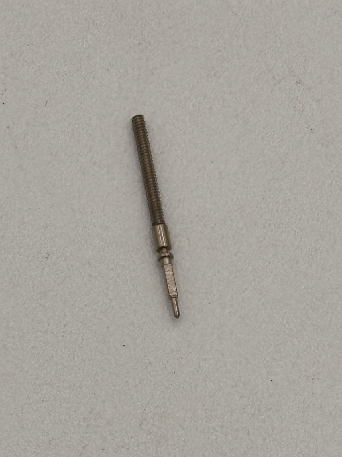 Gruen 415 WINDING STEM 200/428F, Fits Multiple, Gruen 416, 417, 422, 423, Read!