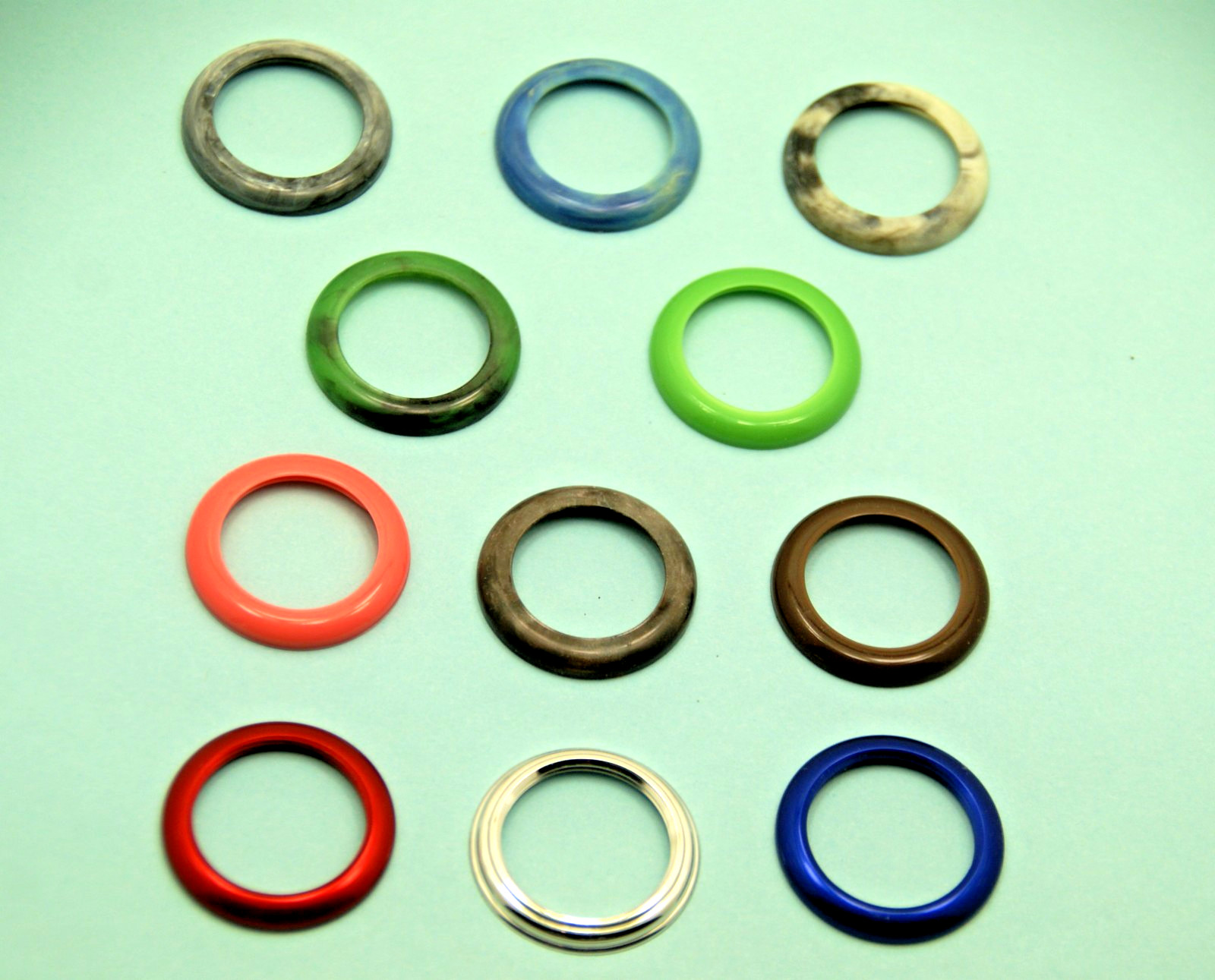 New Vintage 11 Pc Plastic &Metal Bezel Set- Save 14% – with/Gift Pouch