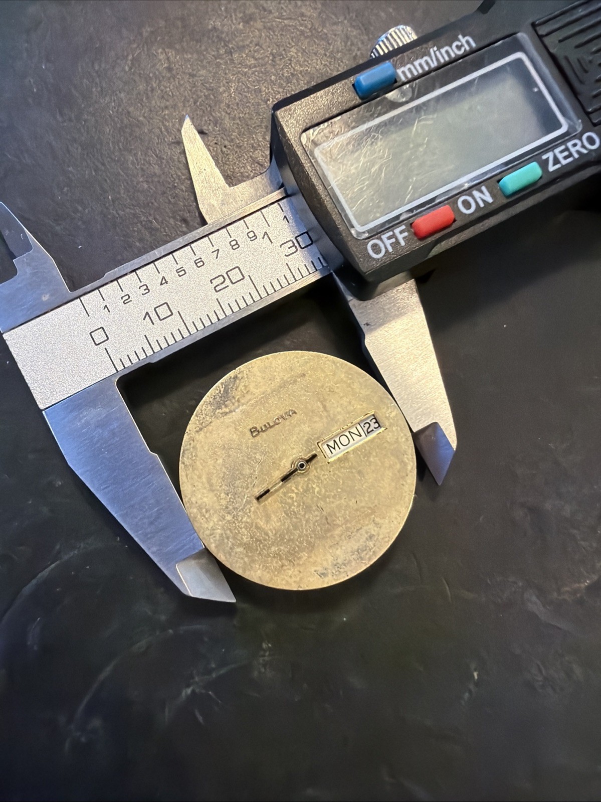 AC48 VTG Men Bulova Mechanical Watch Movement 23 Jewels Untested As Is Condition