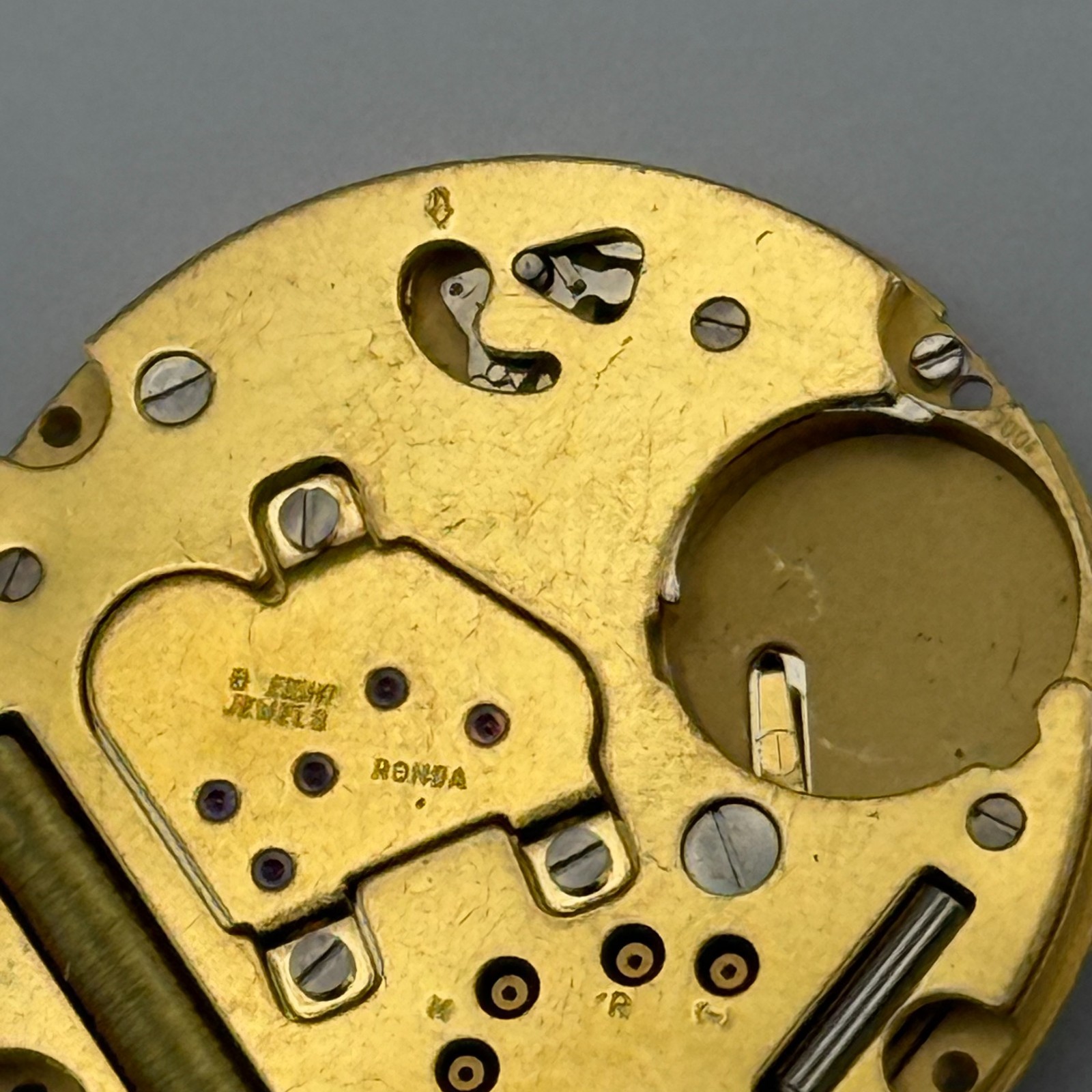 Ronda 1006 Watch Movement Quartz Swiss Date 8 Jewels Vintage Parts Repair 23.9mm