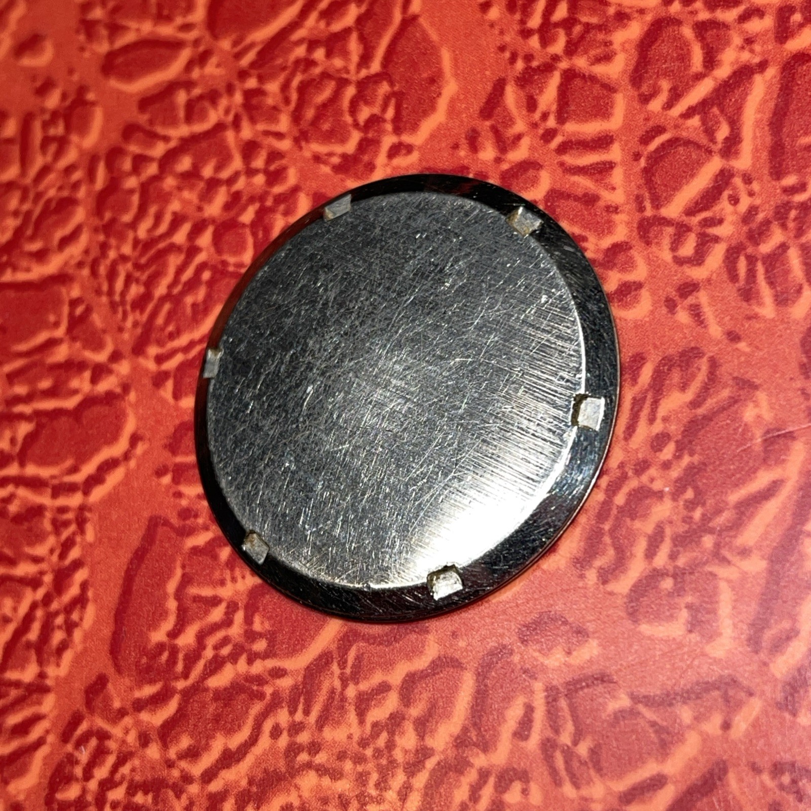 Helios Watch Co. -Case Back- 582 S Made In Switzerland Vintage