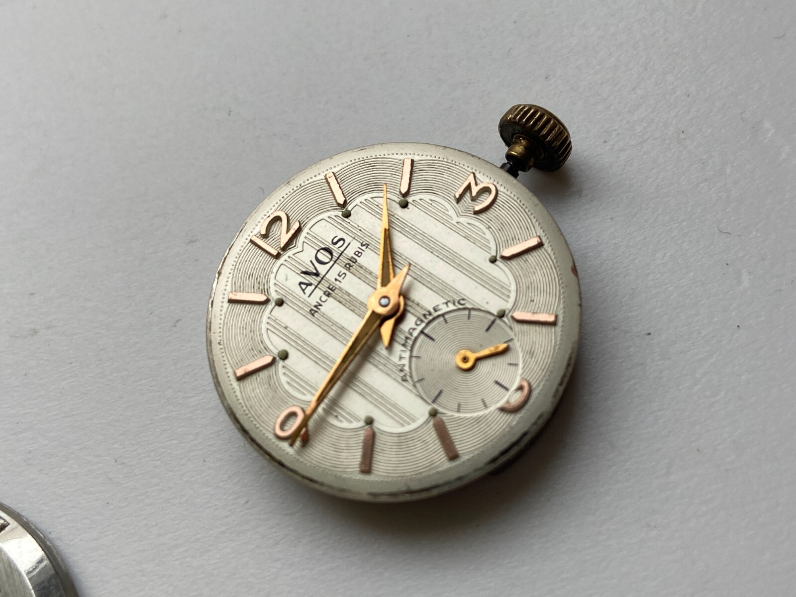 VINTAGE MEN WATCH FOR PARTS WORKING AVOS 15 RUBIS FR FE 233-60 EBAUCHE CUPILLARD