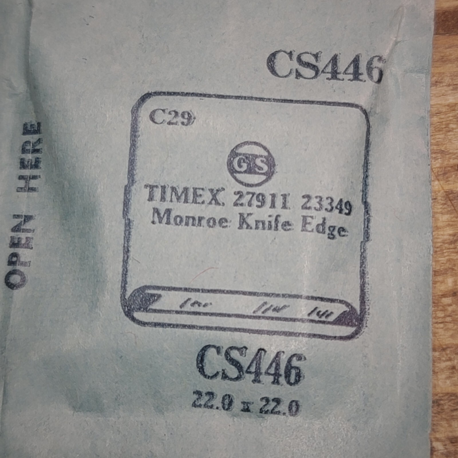 Vtg Watch Crystal C29 G-S 22.0 x 22.0 TIMEX 27911 23349 Monroe Knife Edge -NOS-