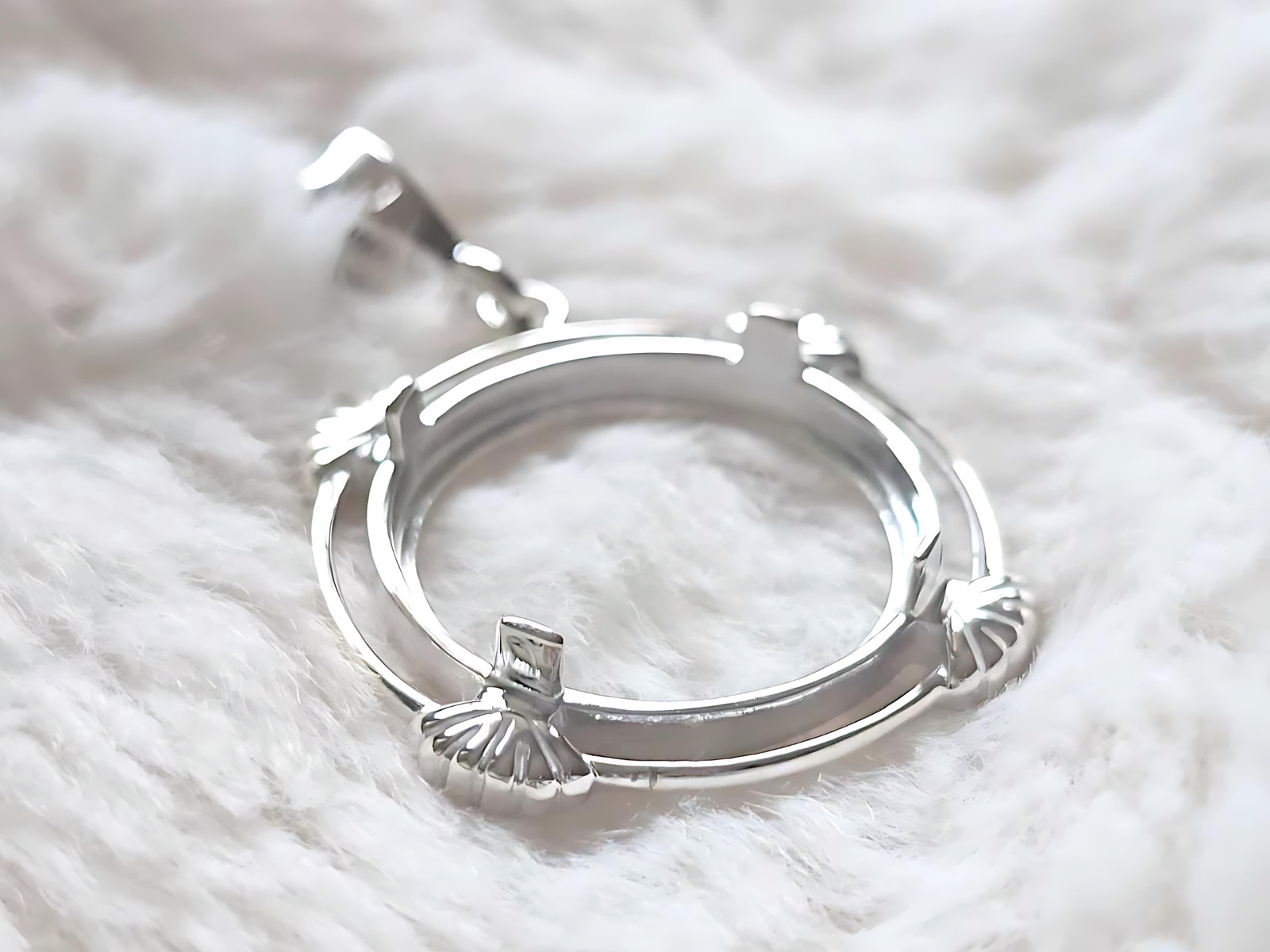 925 Sterling Silver Prong Back Clamshell Edge Bezel for 19mm Penny 1 Cent Coins