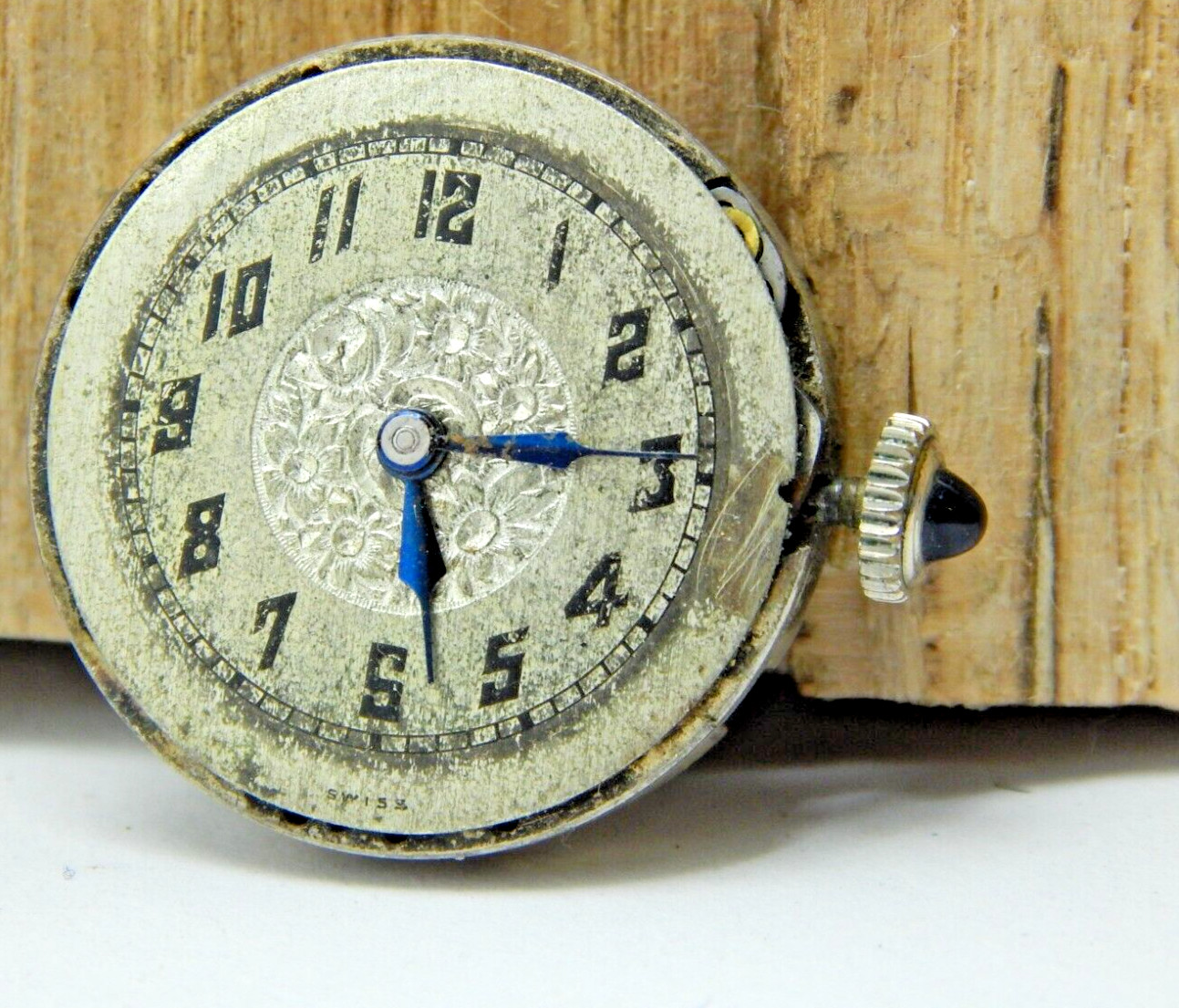 Vintage Lenox 16 jewel 2 adjustment wrist watch movement with dial and crown