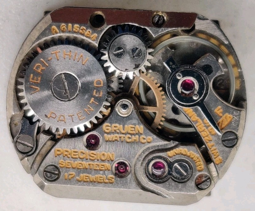 Rare Gruen W. Co. Cal. 290 17 jewel watch movement runs for repair