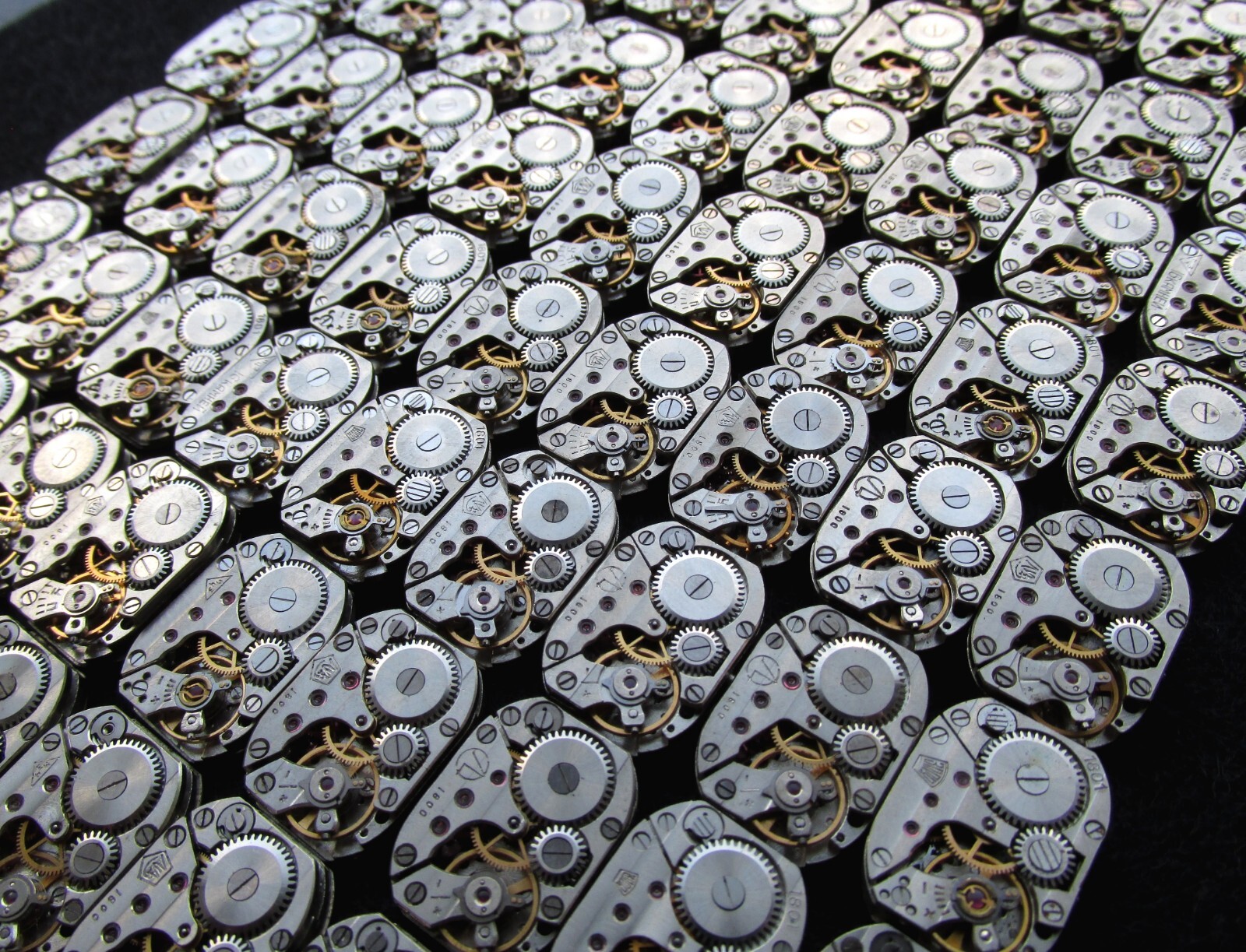 Lot 55 ladies watch movements LUCH Geneve Waves Anglage 14×18 mm. Steampunk Art